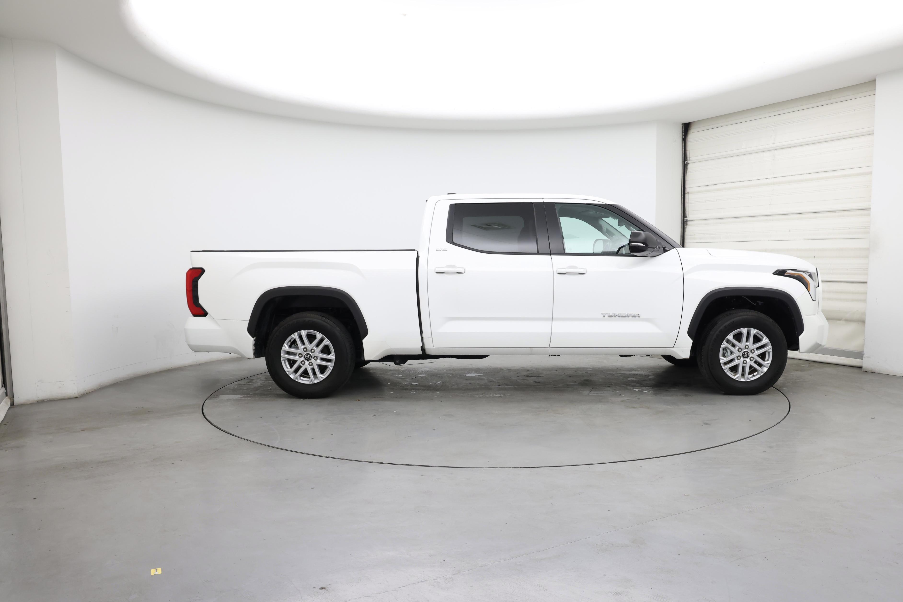 Thumbnail: 2024 Toyota Tundra - 7