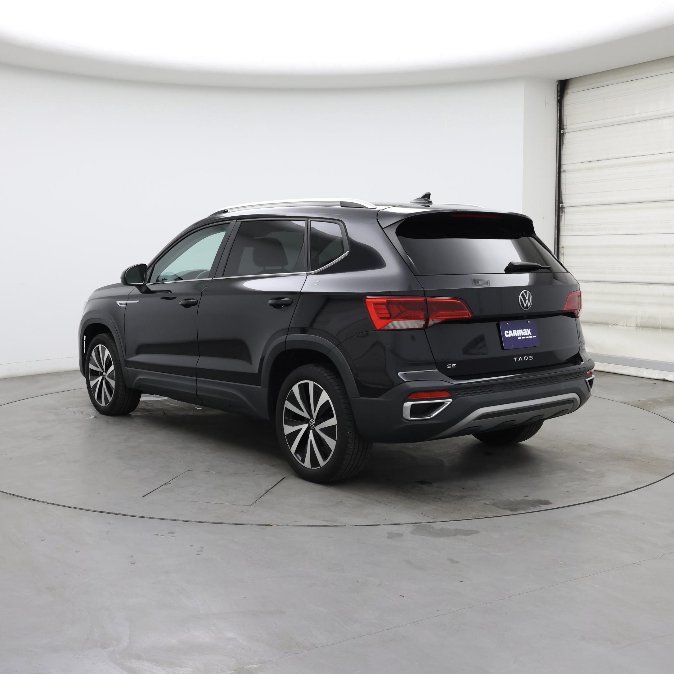 Thumbnail: 2023 Volkswagen Taos - 2