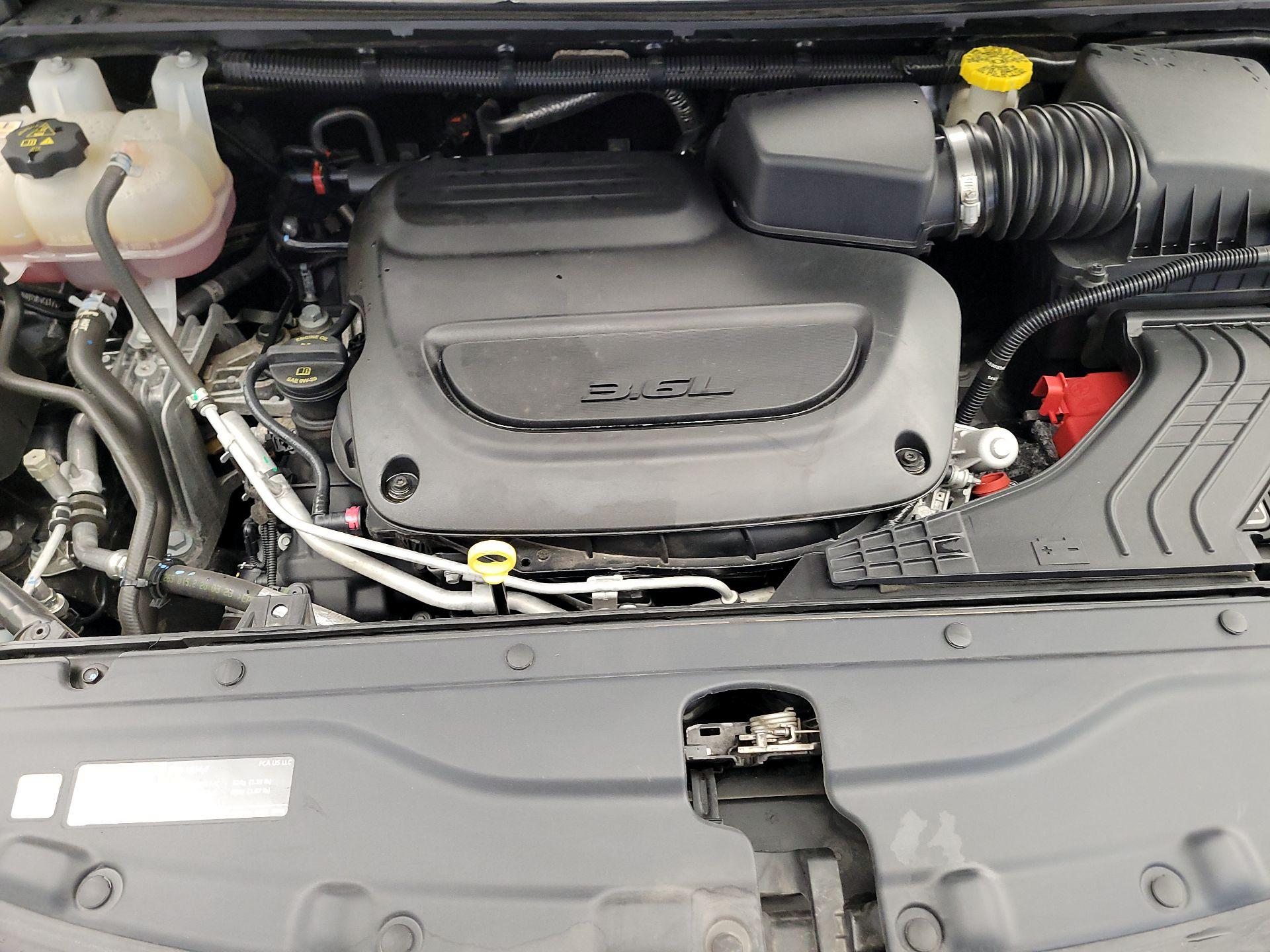 Thumbnail: 2023 Chrysler Voyager - 17