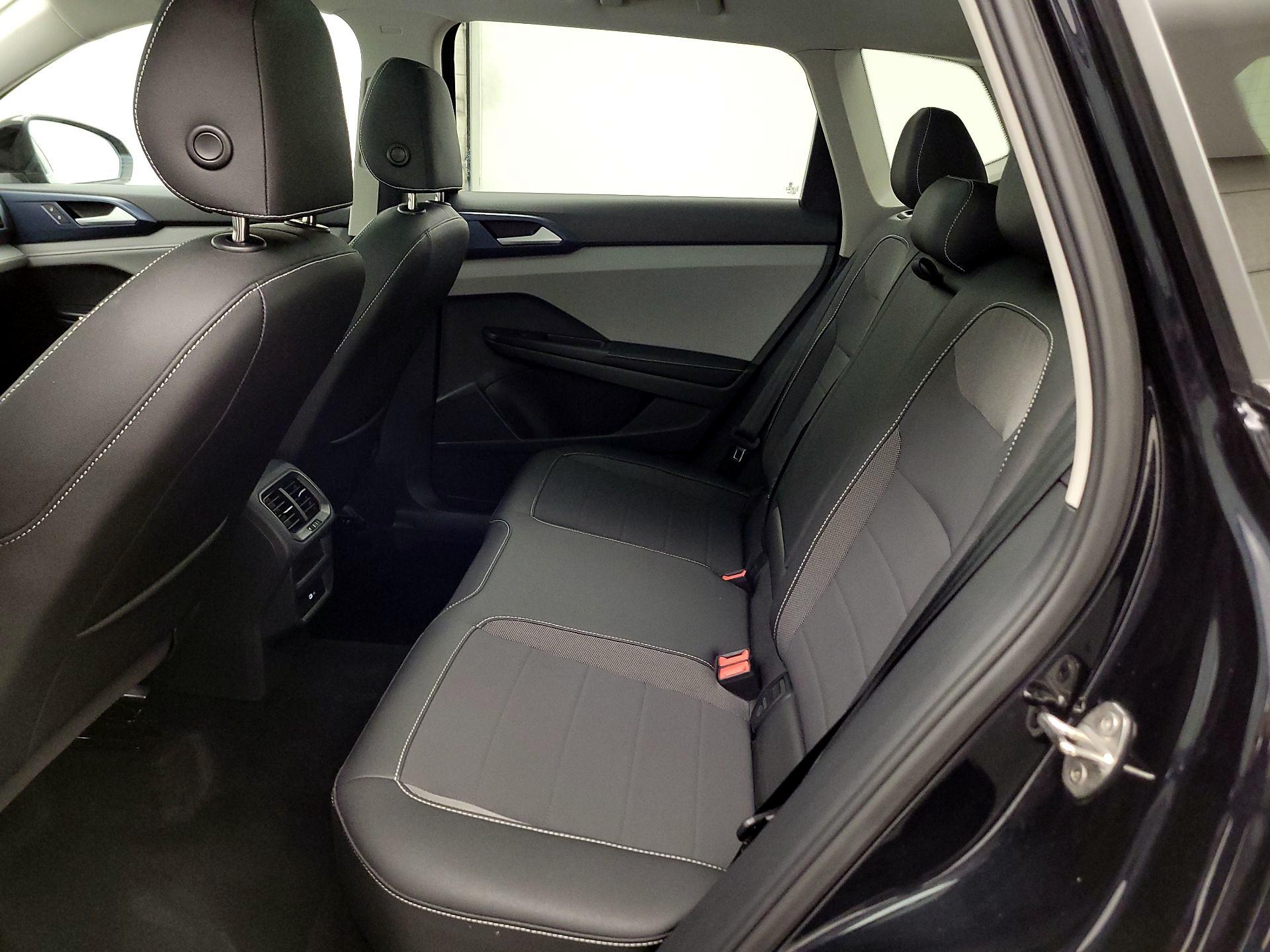 Thumbnail: 2024 Volkswagen Taos - 20