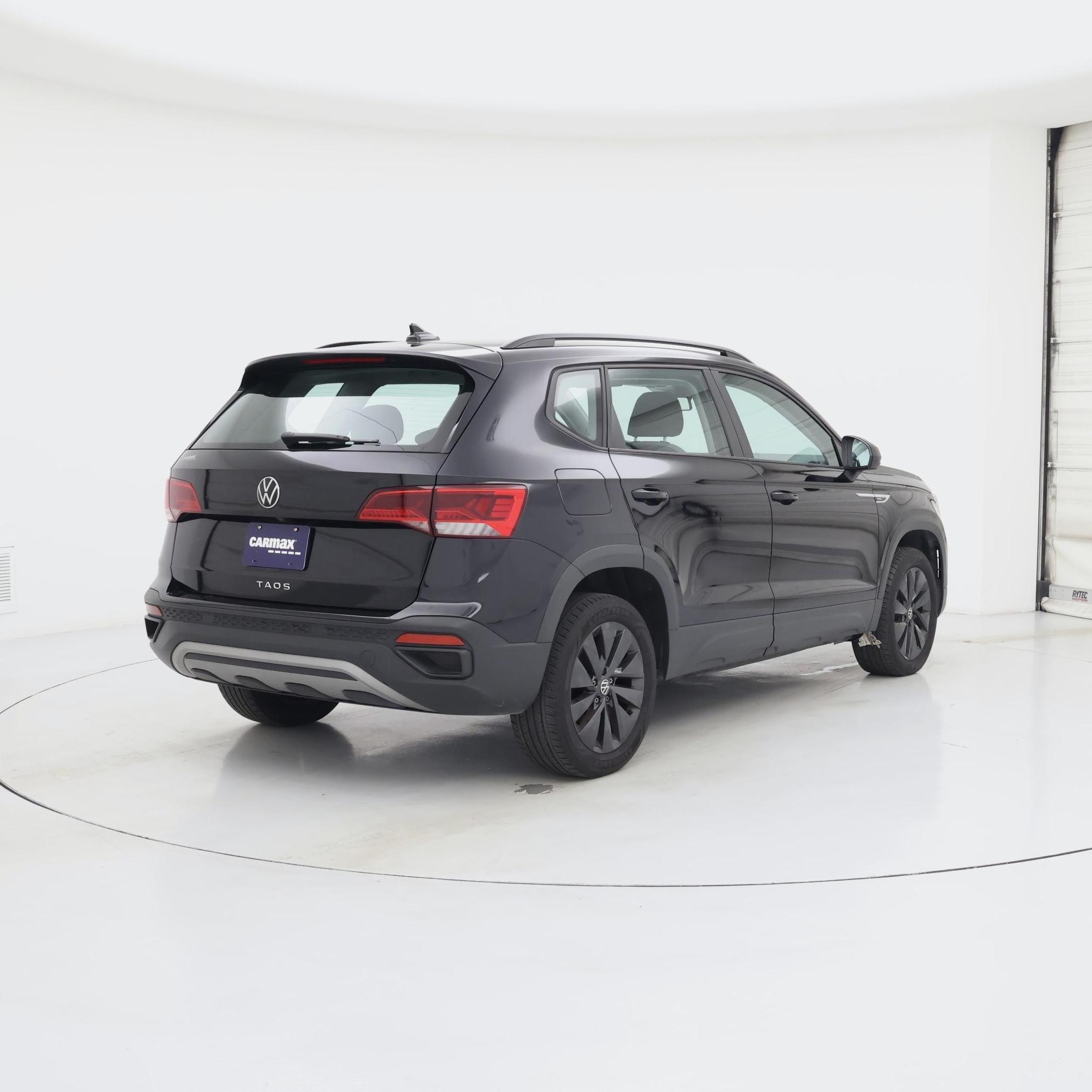 Thumbnail: 2022 Volkswagen Taos - 8