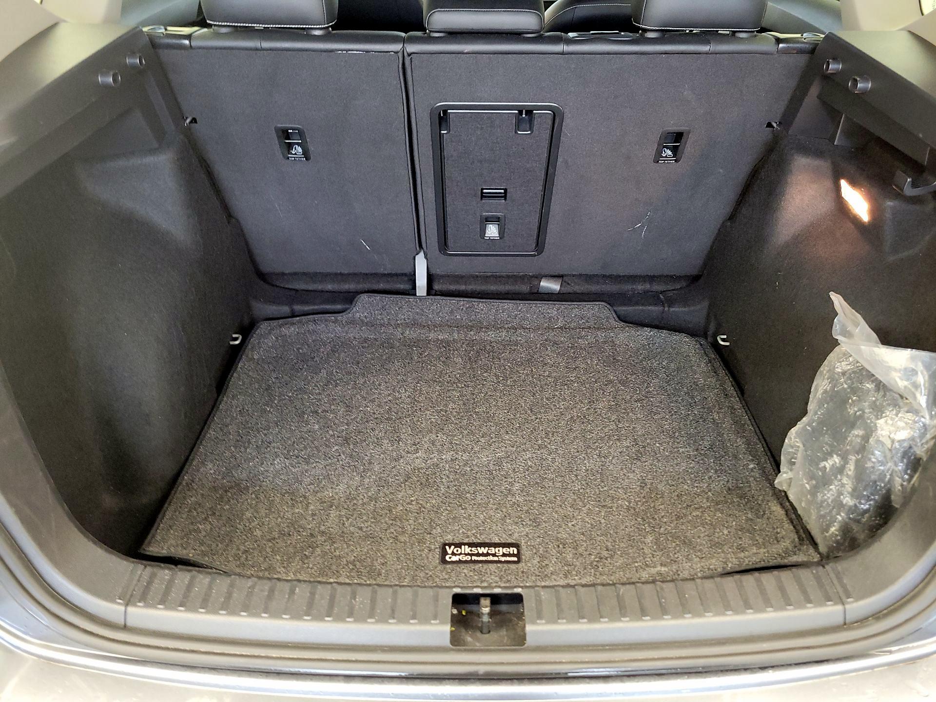 Thumbnail: 2022 Volkswagen Taos - 16