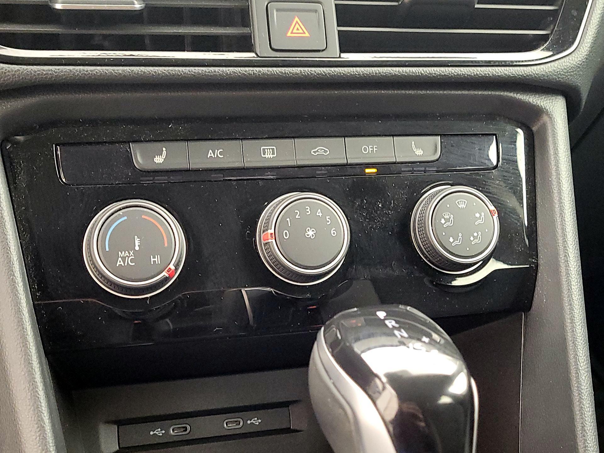 Thumbnail: 2023 Volkswagen Taos - 16