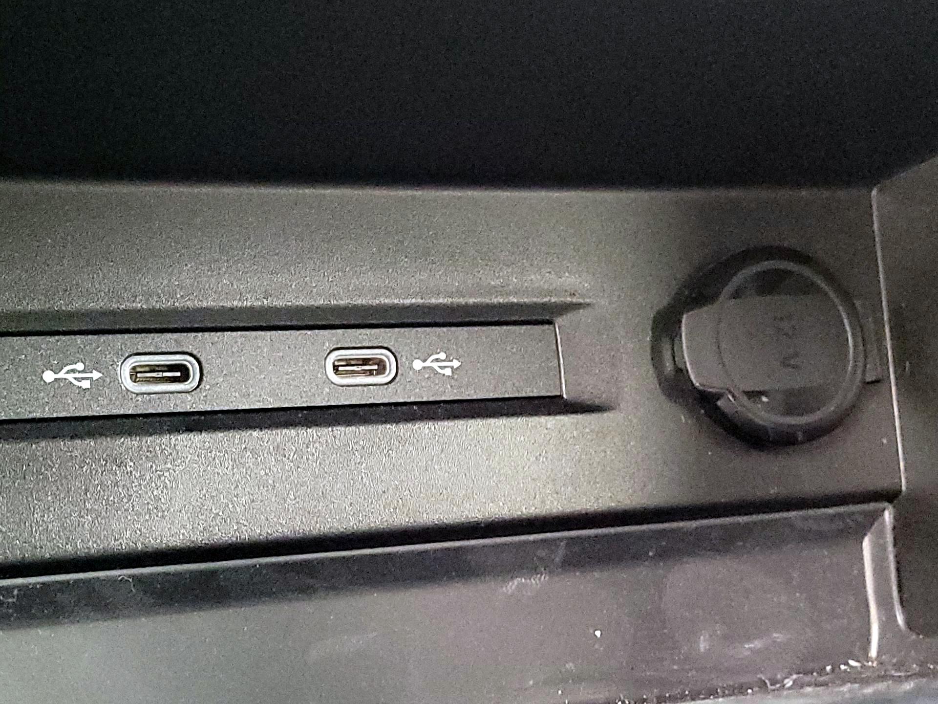 Thumbnail: 2023 Volkswagen Taos - 18