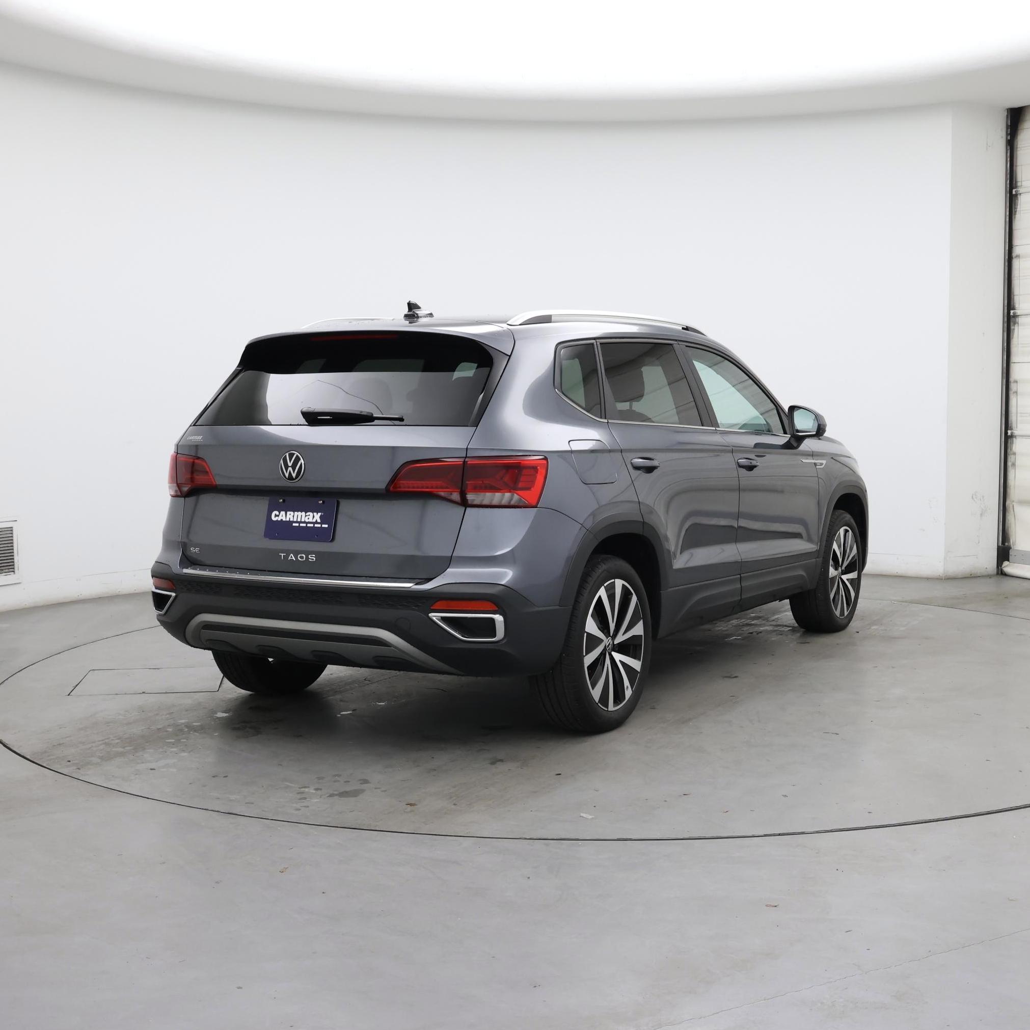 Thumbnail: 2023 Volkswagen Taos - 8