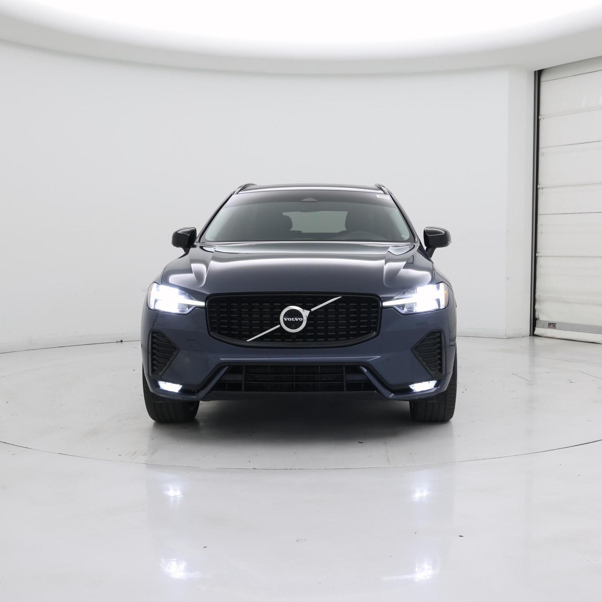 Thumbnail: 2023 Volvo XC60 - 5