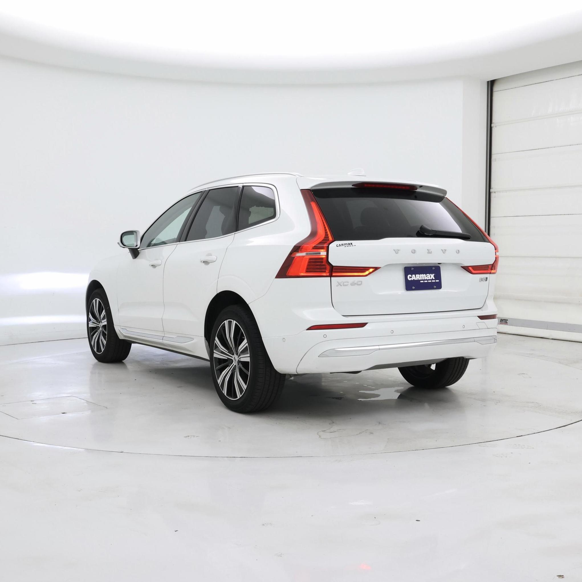 Thumbnail: 2023 Volvo XC60 - 2