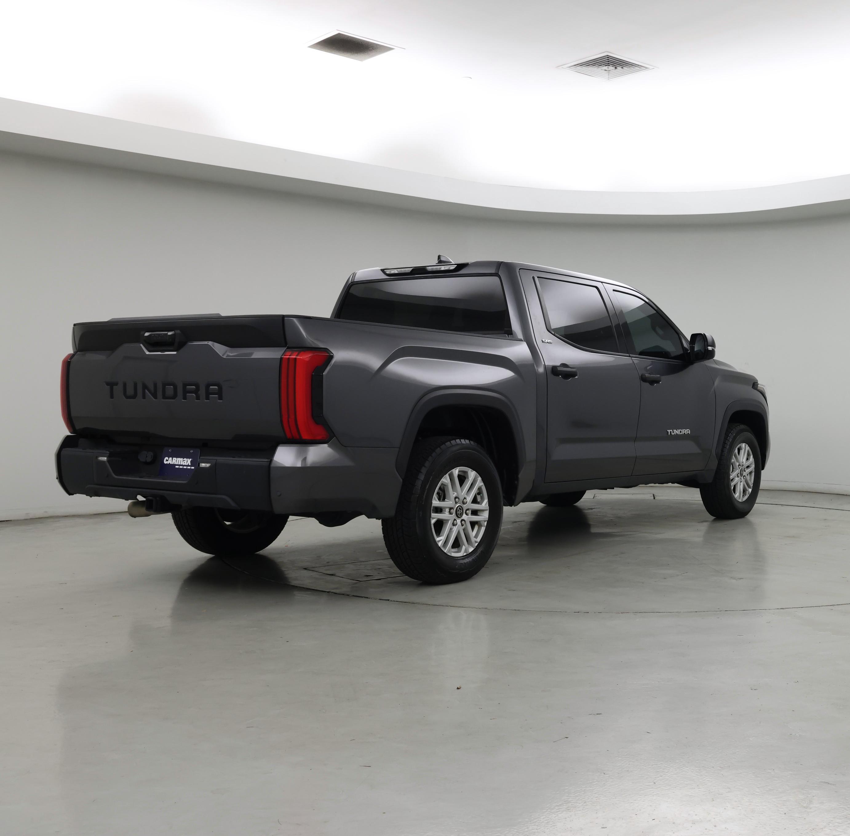 Thumbnail: 2023 Toyota Tundra - 8
