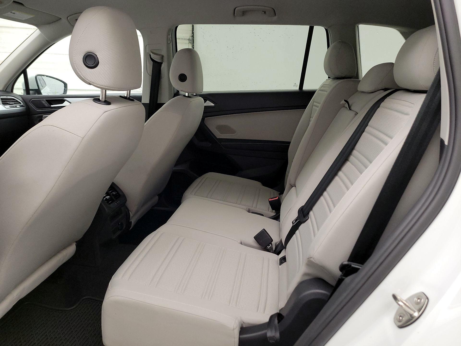 Thumbnail: 2023 Volkswagen Tiguan - 19