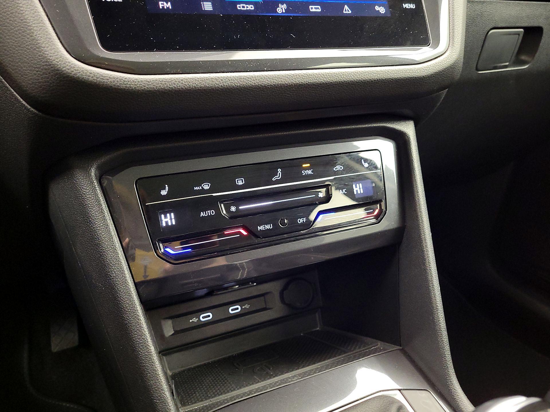 Thumbnail: 2024 Volkswagen Tiguan - 16