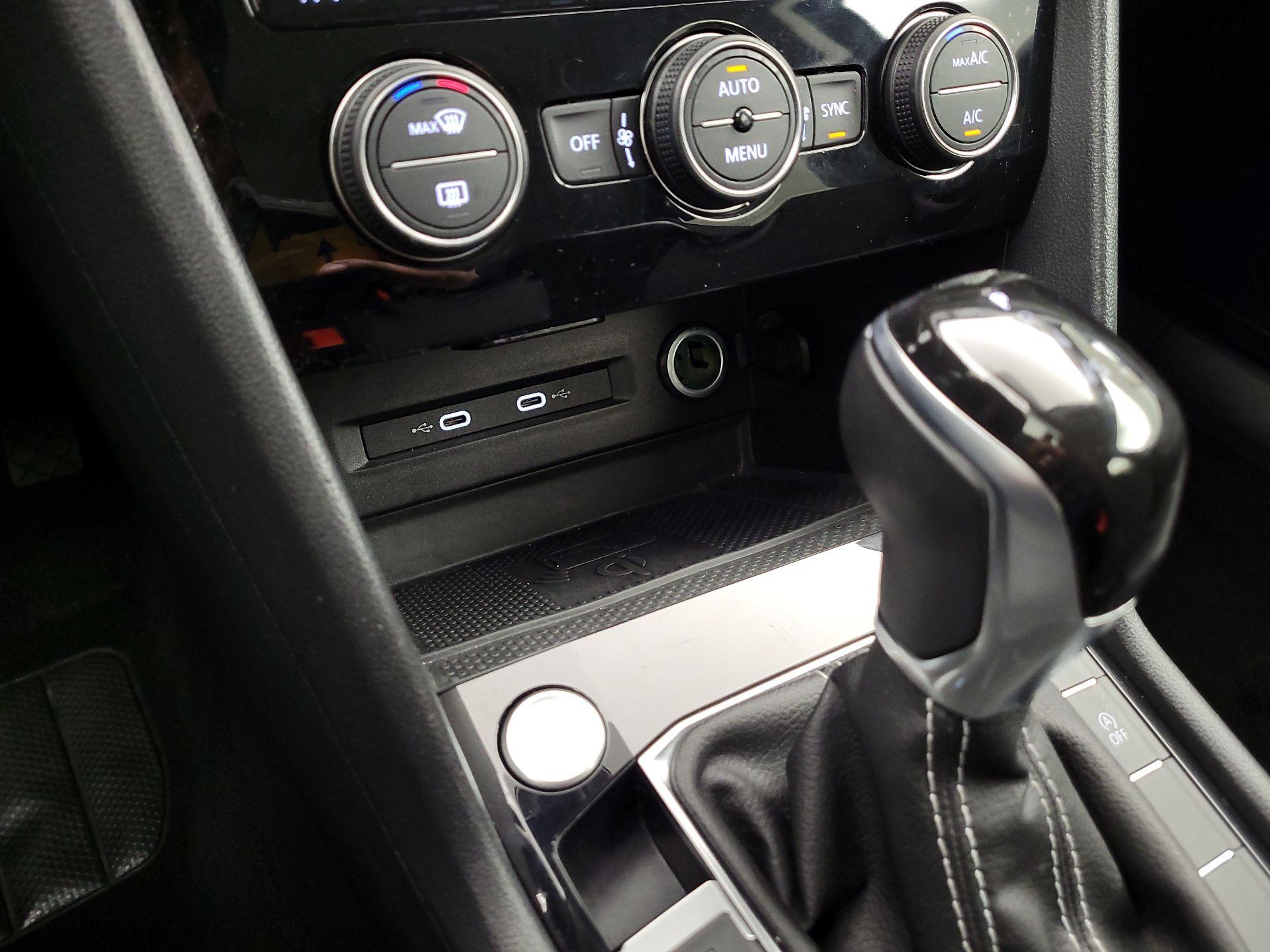 Thumbnail: 2024 Volkswagen Taos - 18