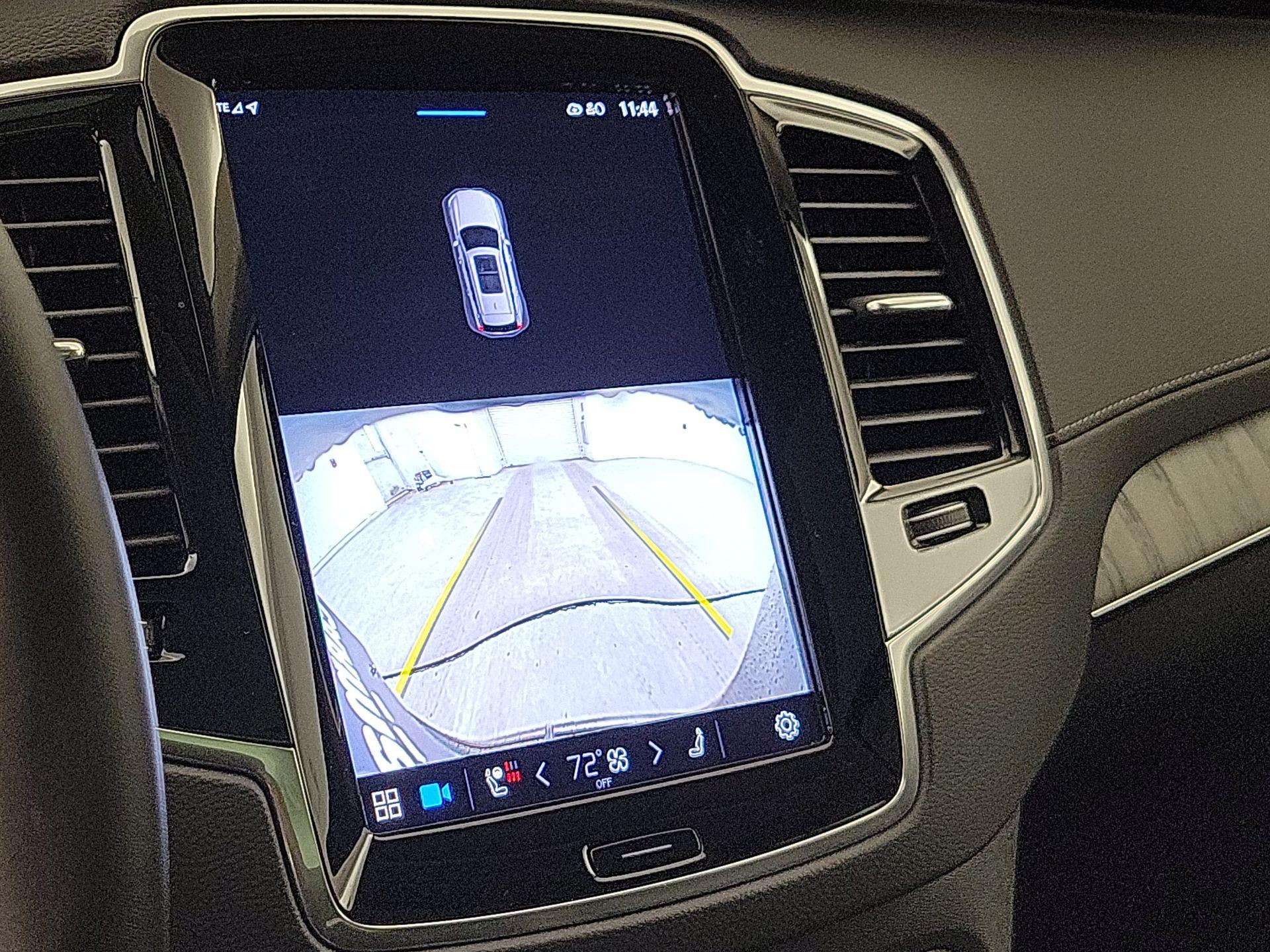 Thumbnail: 2023 Volvo XC90 - 15