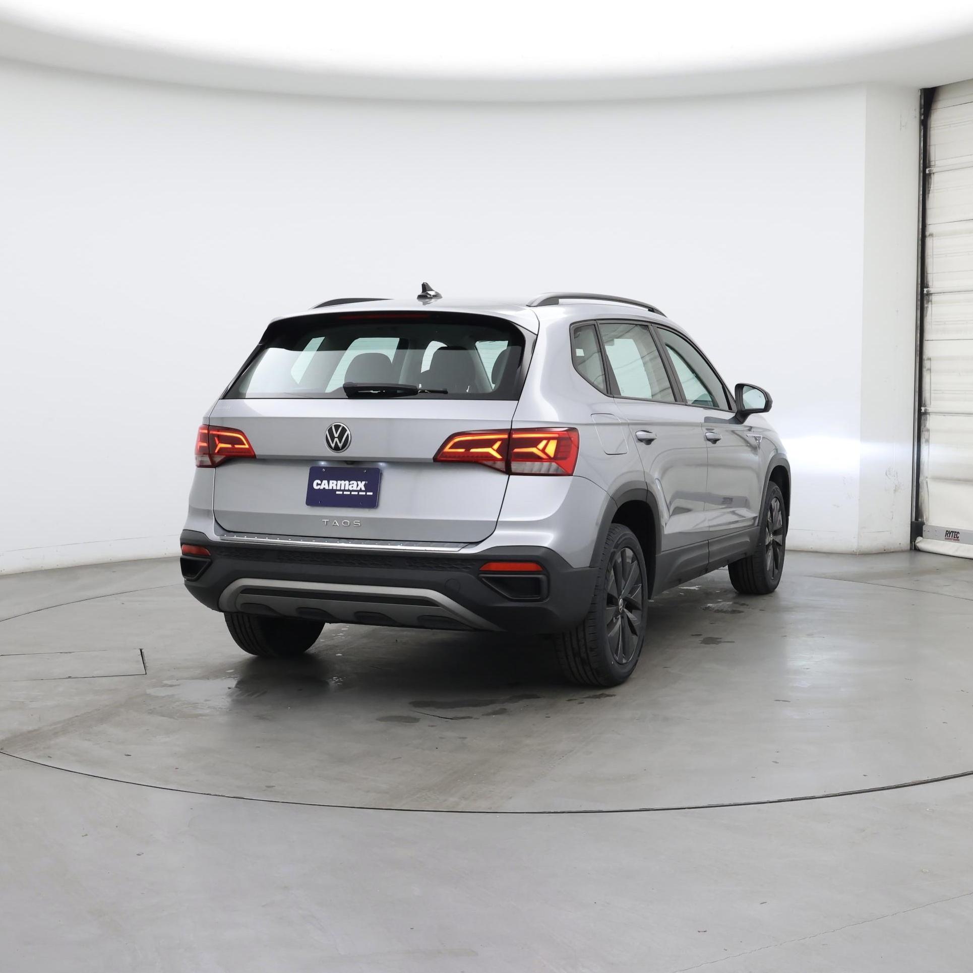 Thumbnail: 2022 Volkswagen Taos - 8