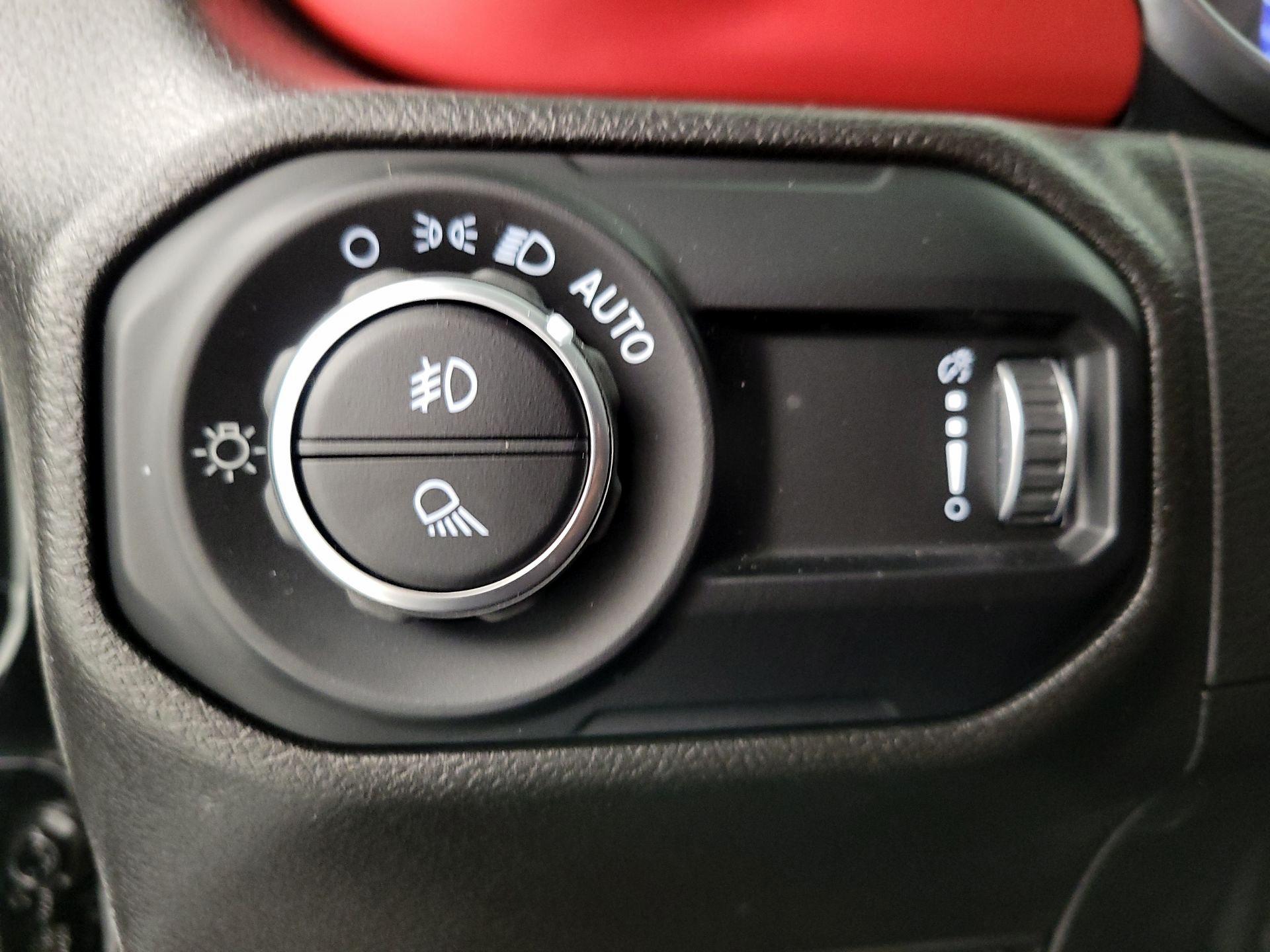 Thumbnail: 2023 Jeep Gladiator - 13