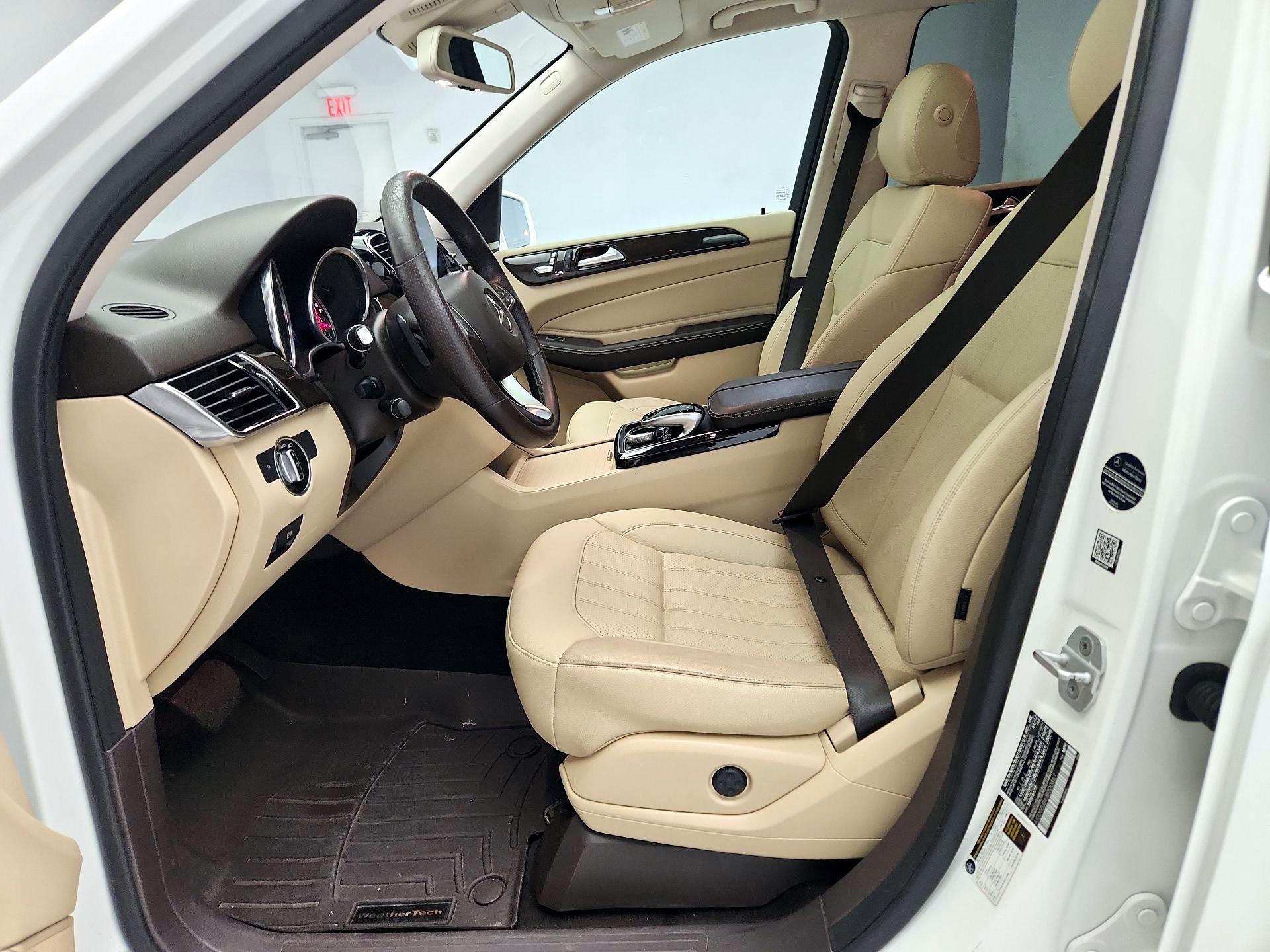 Thumbnail: 2018 Mercedes-Benz GLE - 11