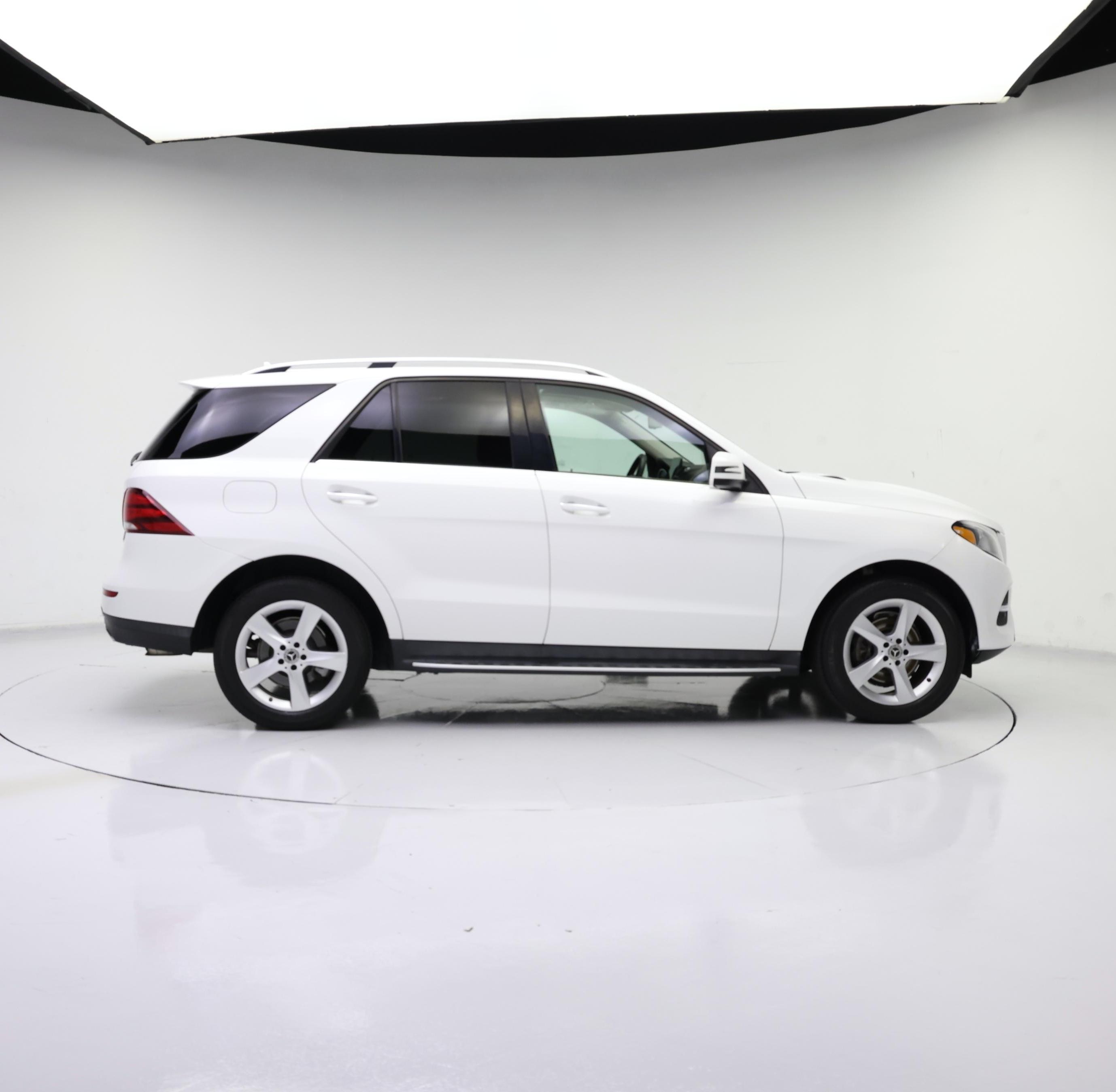 Thumbnail: 2018 Mercedes-Benz GLE - 7