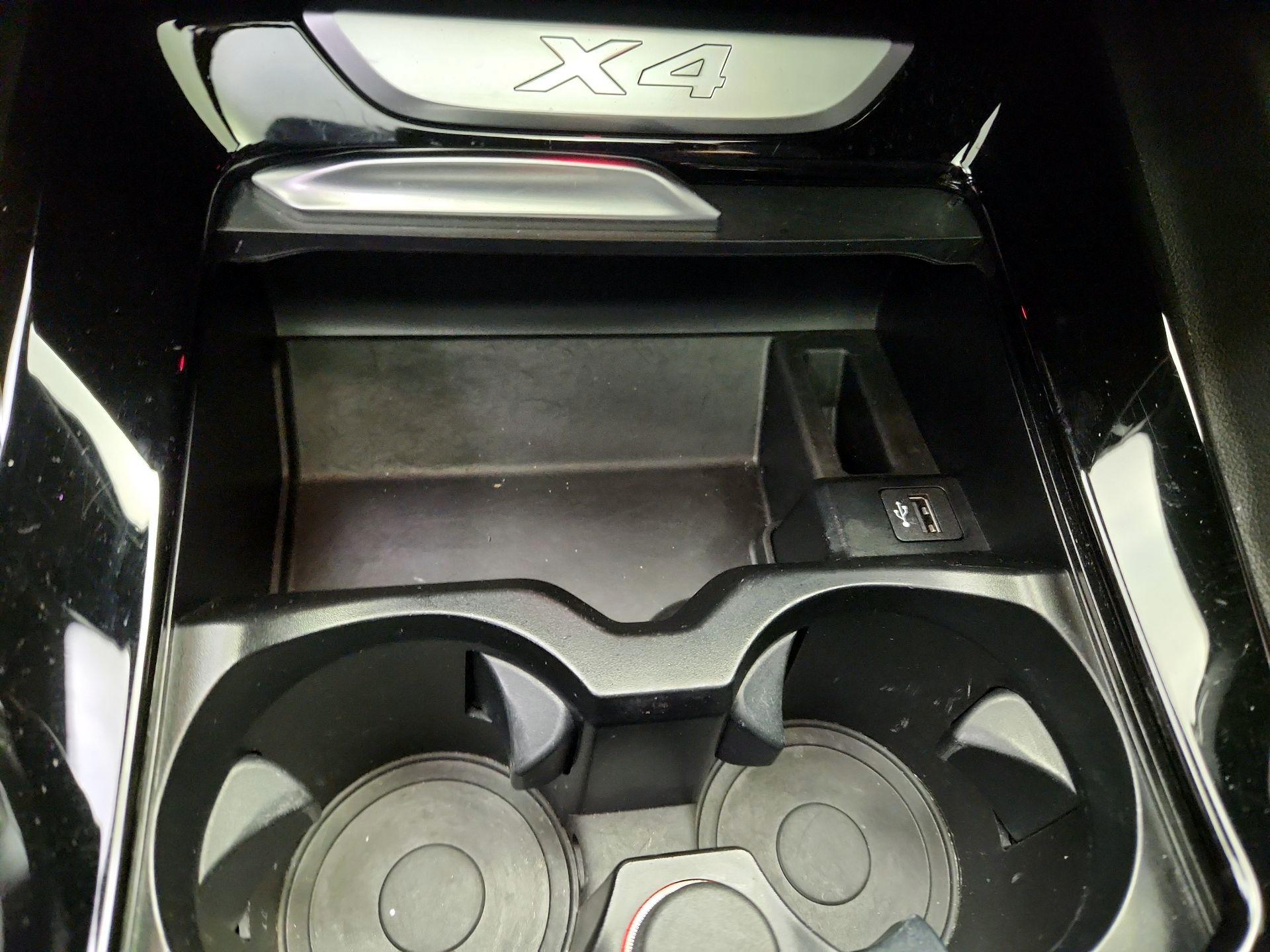 Thumbnail: 2019 BMW X4 - 19