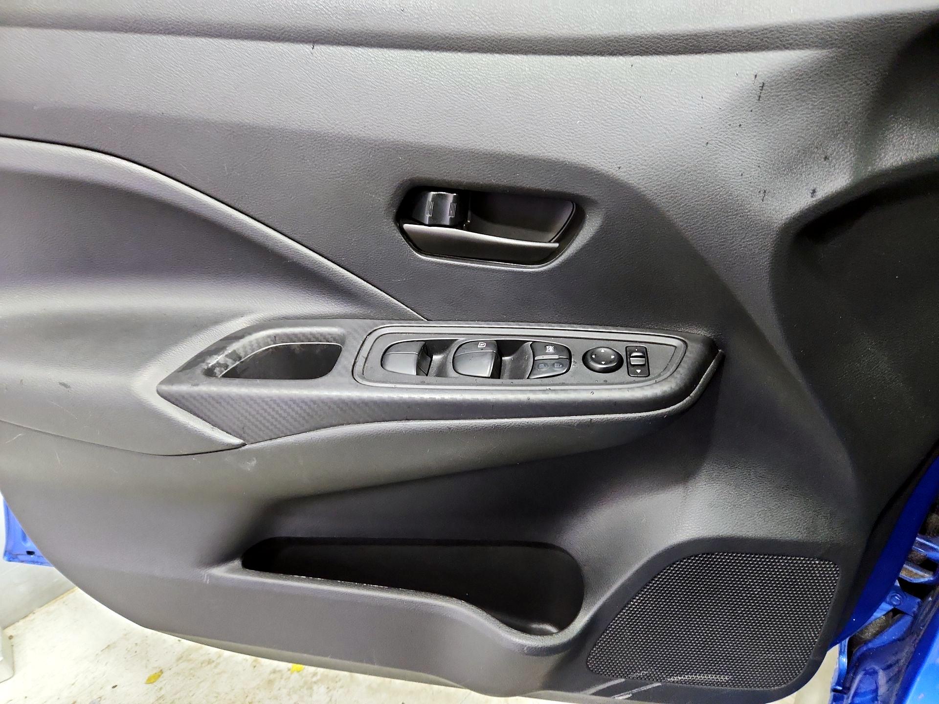 Thumbnail: 2020 Nissan Versa - 12