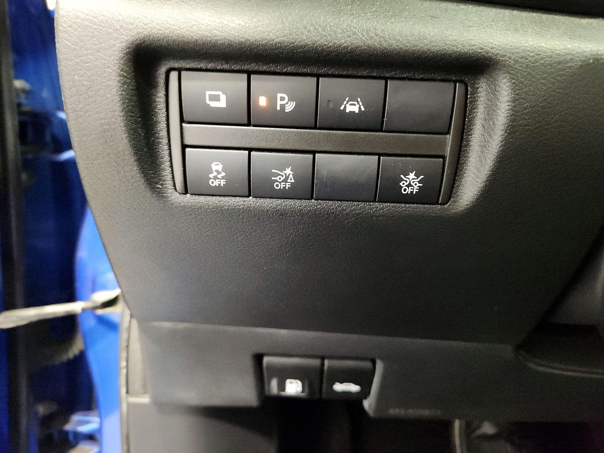 Thumbnail: 2020 Nissan Versa - 13