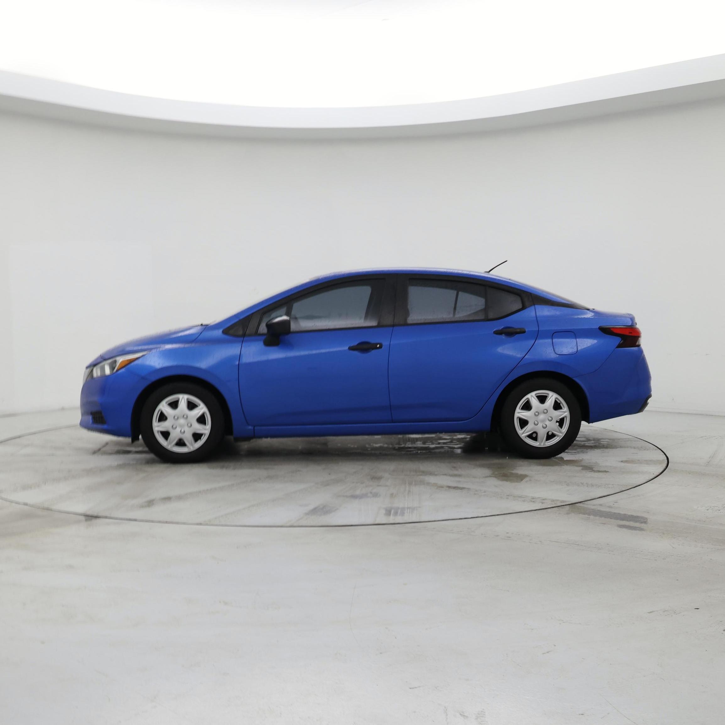 Thumbnail: 2020 Nissan Versa - 3