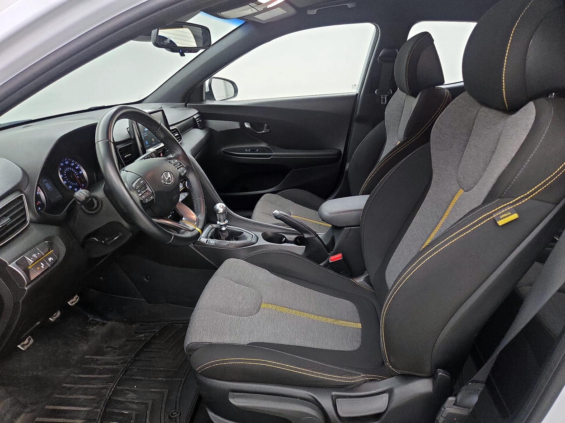 Thumbnail: 2021 Hyundai Veloster - 11