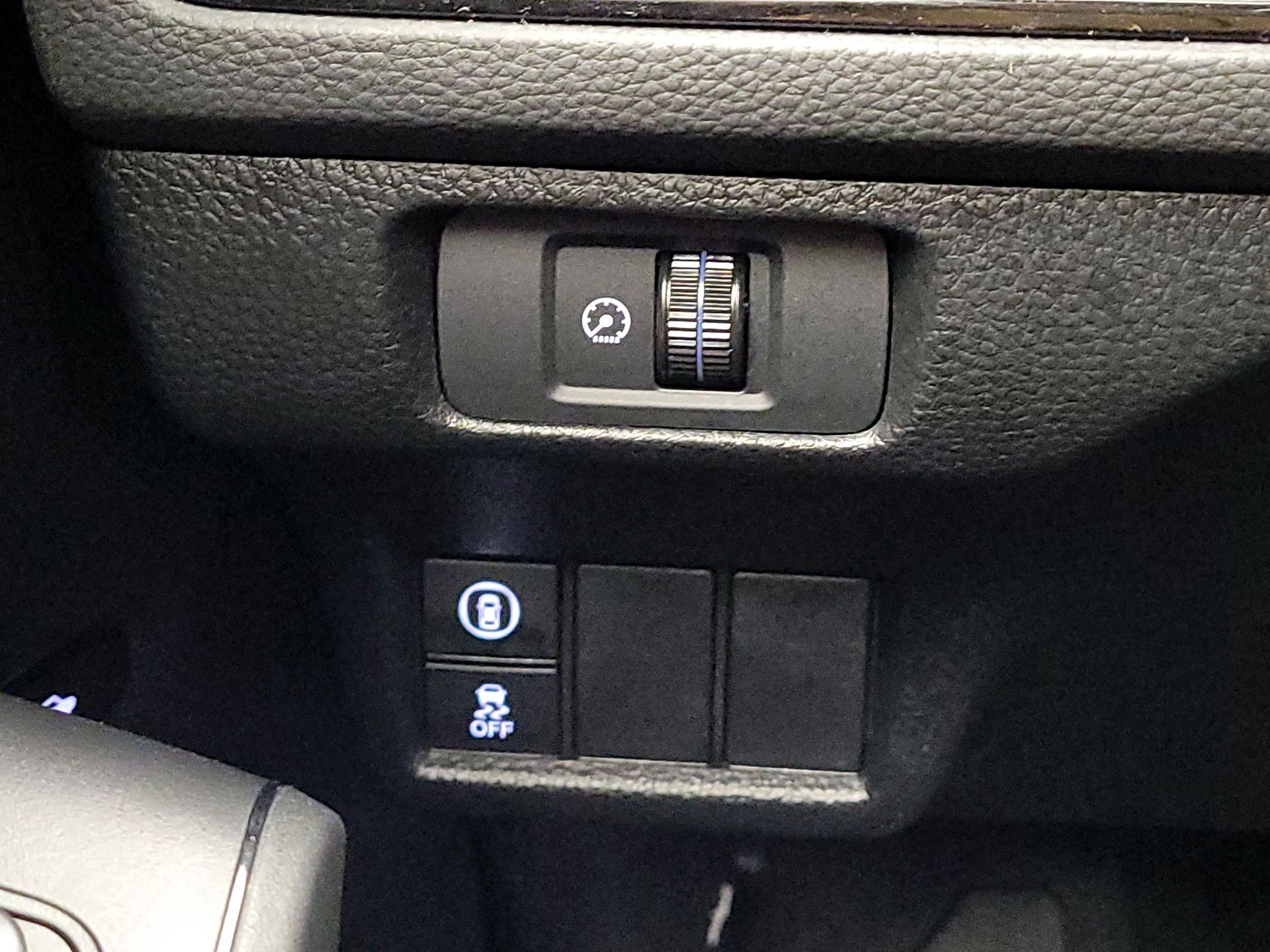 Thumbnail: 2023 Honda Civic - 13