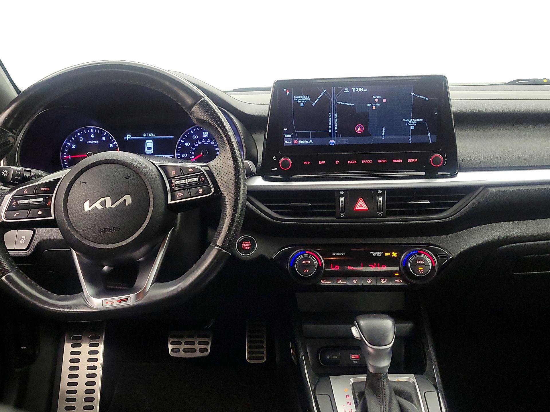 Thumbnail: 2022 Kia Forte - 9