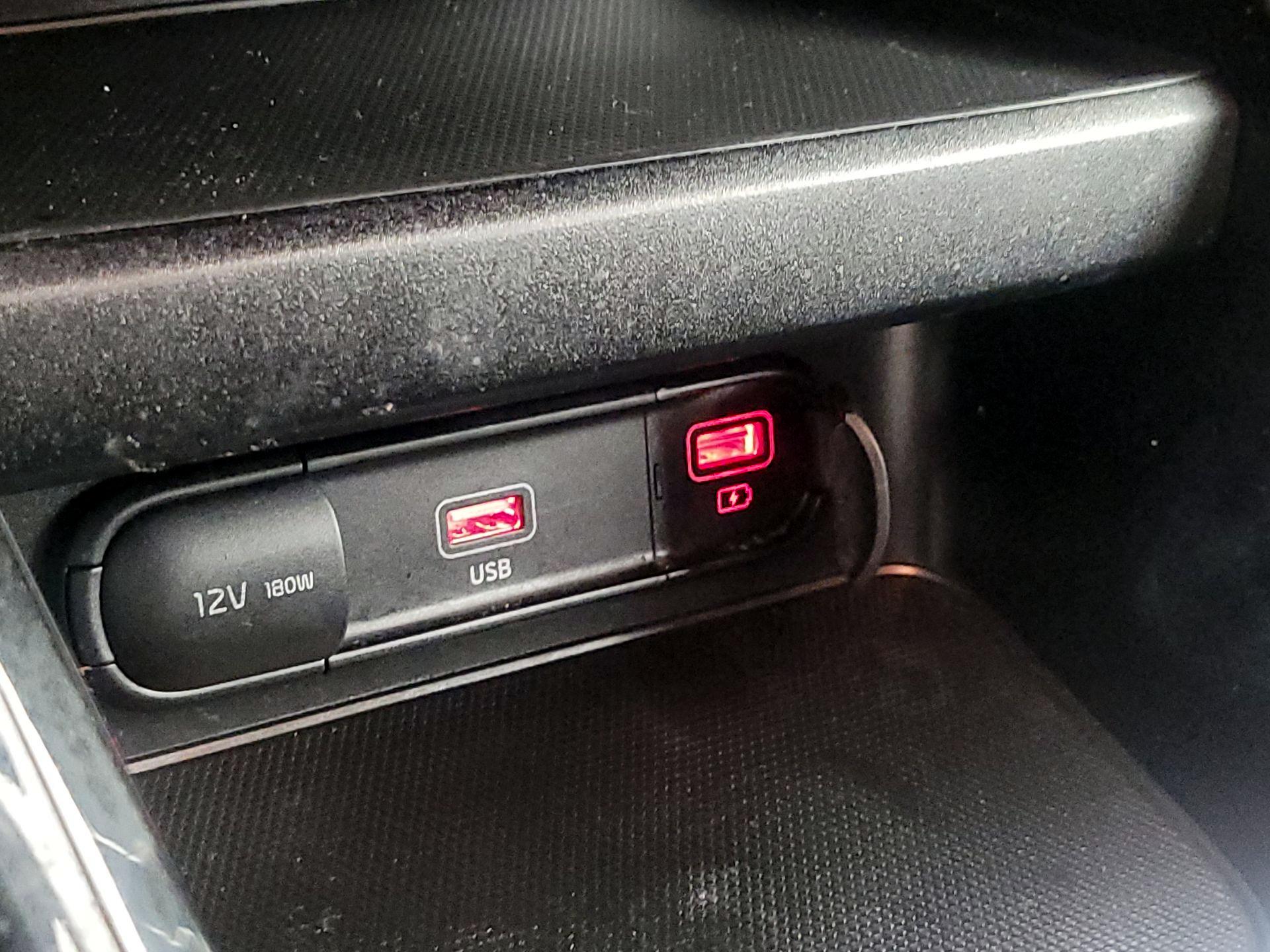 Thumbnail: 2022 Kia Forte - 18