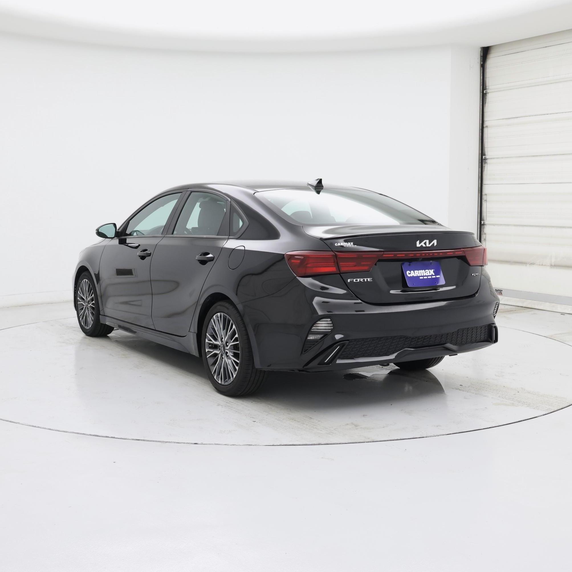 Thumbnail: 2022 Kia Forte - 2