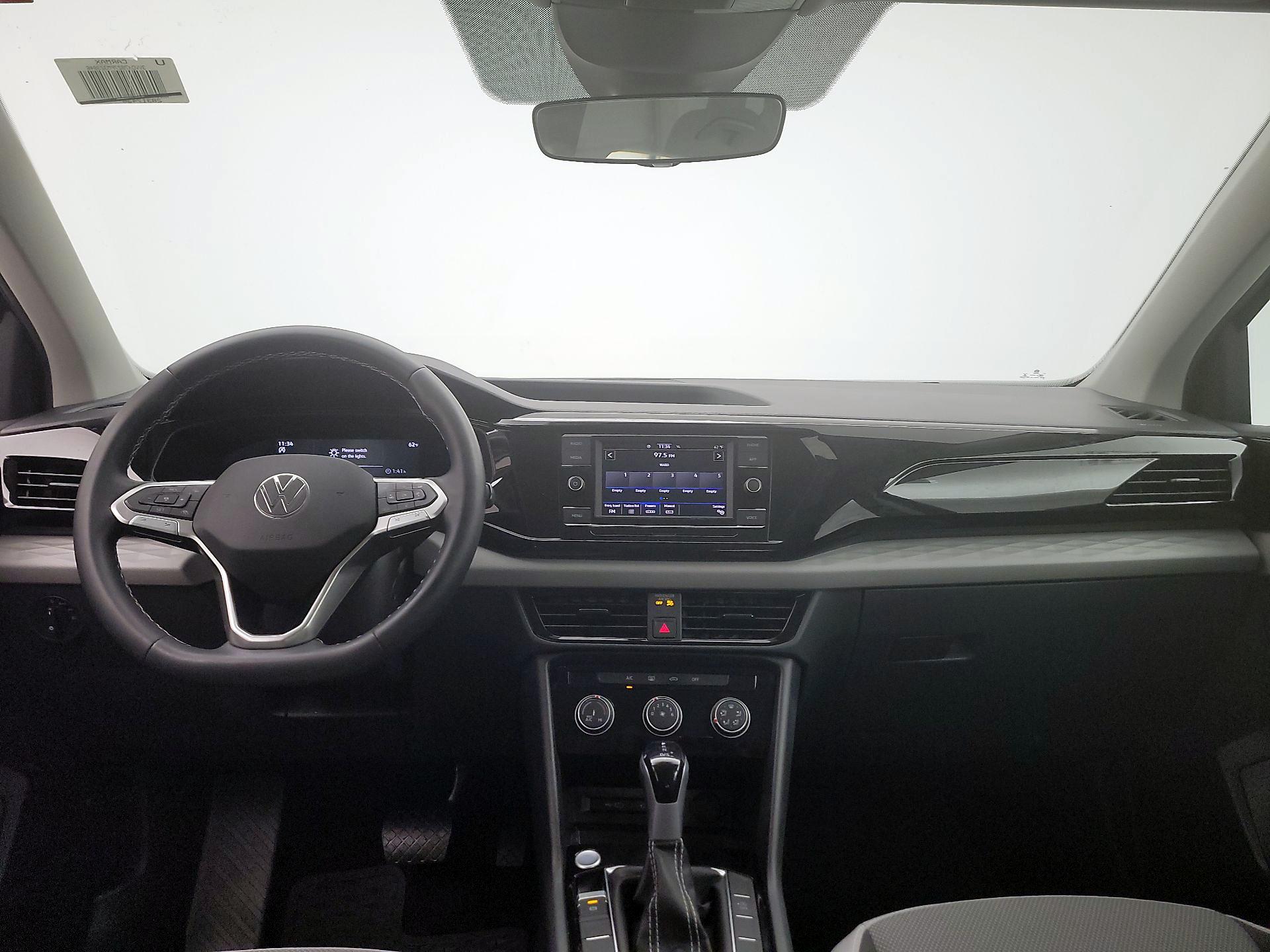 Thumbnail: 2023 Volkswagen Taos - 9