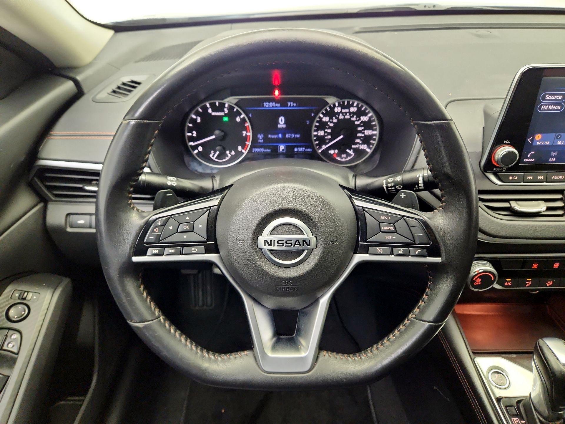 Thumbnail: 2021 Nissan Altima - 10