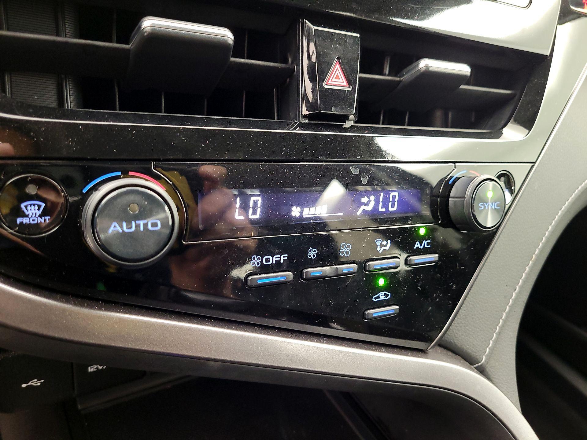 Thumbnail: 2023 Toyota Camry - 16