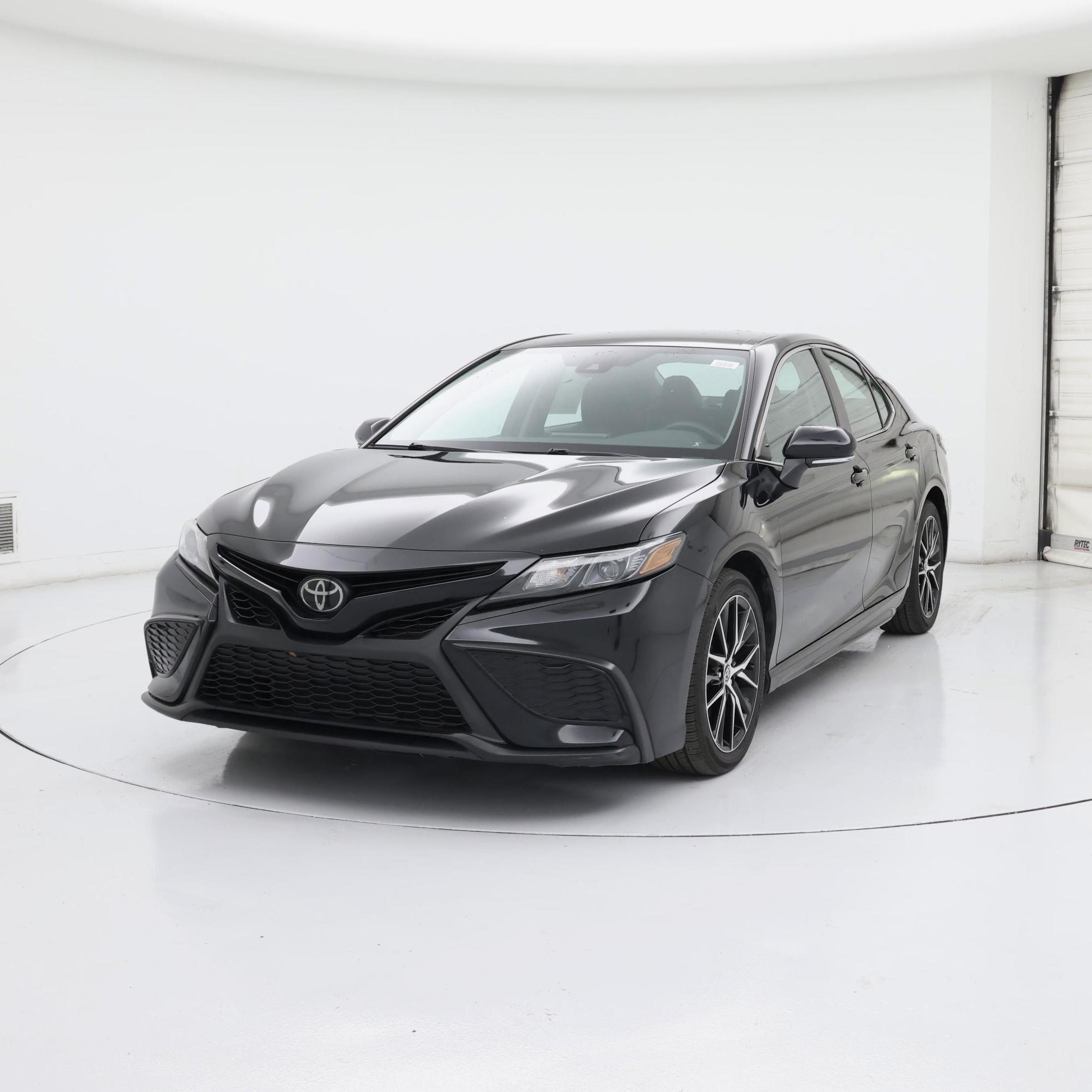 Thumbnail: 2023 Toyota Camry - 4