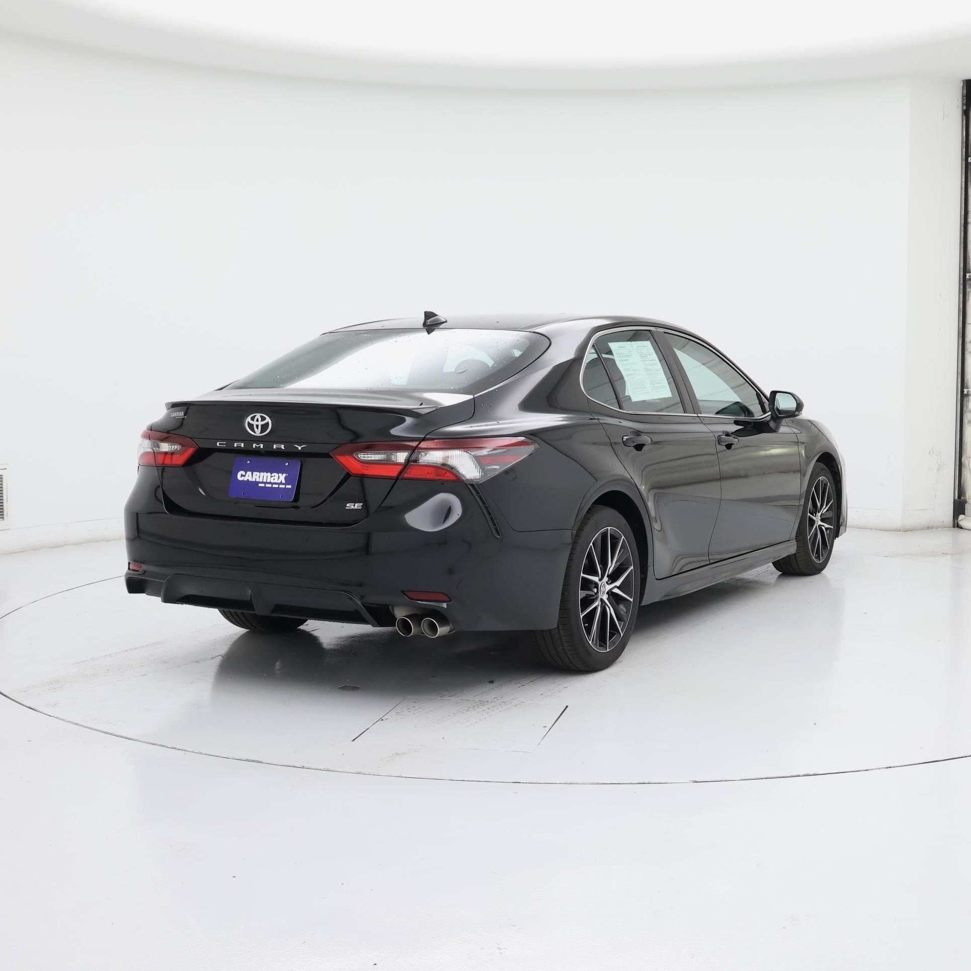 Thumbnail: 2023 Toyota Camry - 8