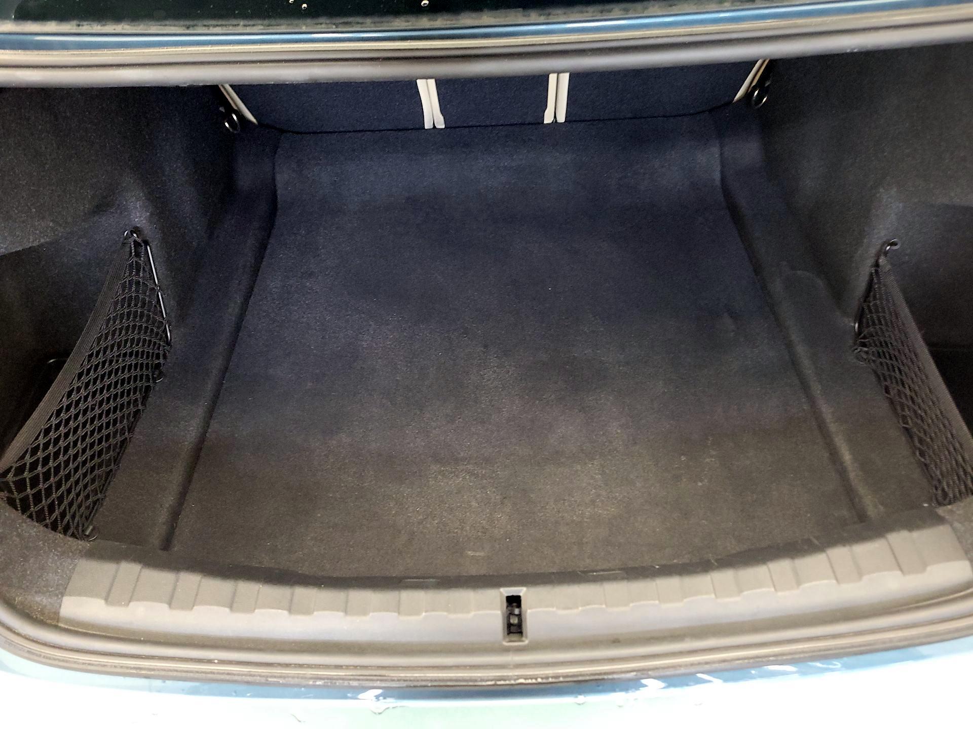 Thumbnail: 2021 BMW 3 Series - 16