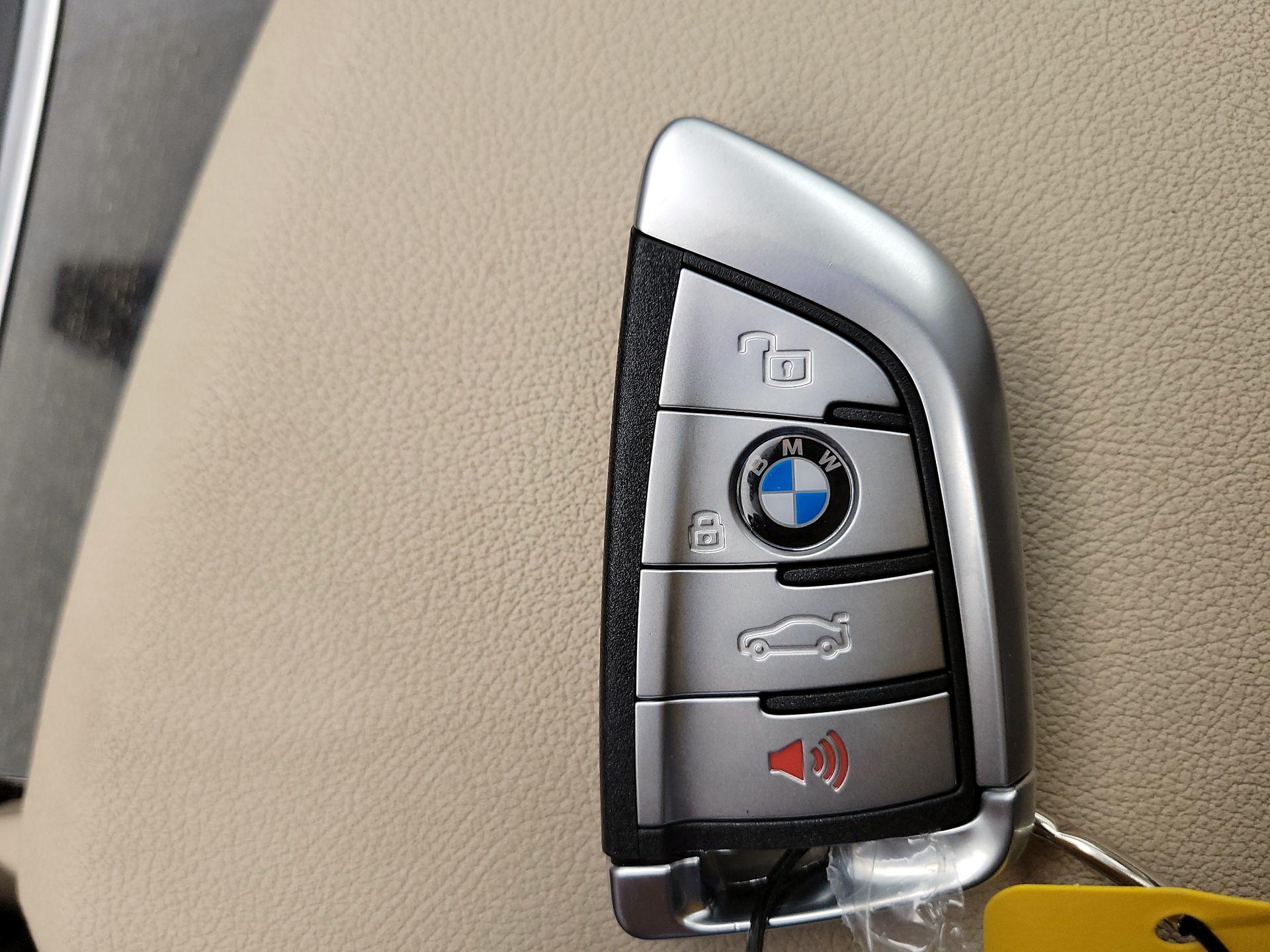 Thumbnail: 2021 BMW 3 Series - 18