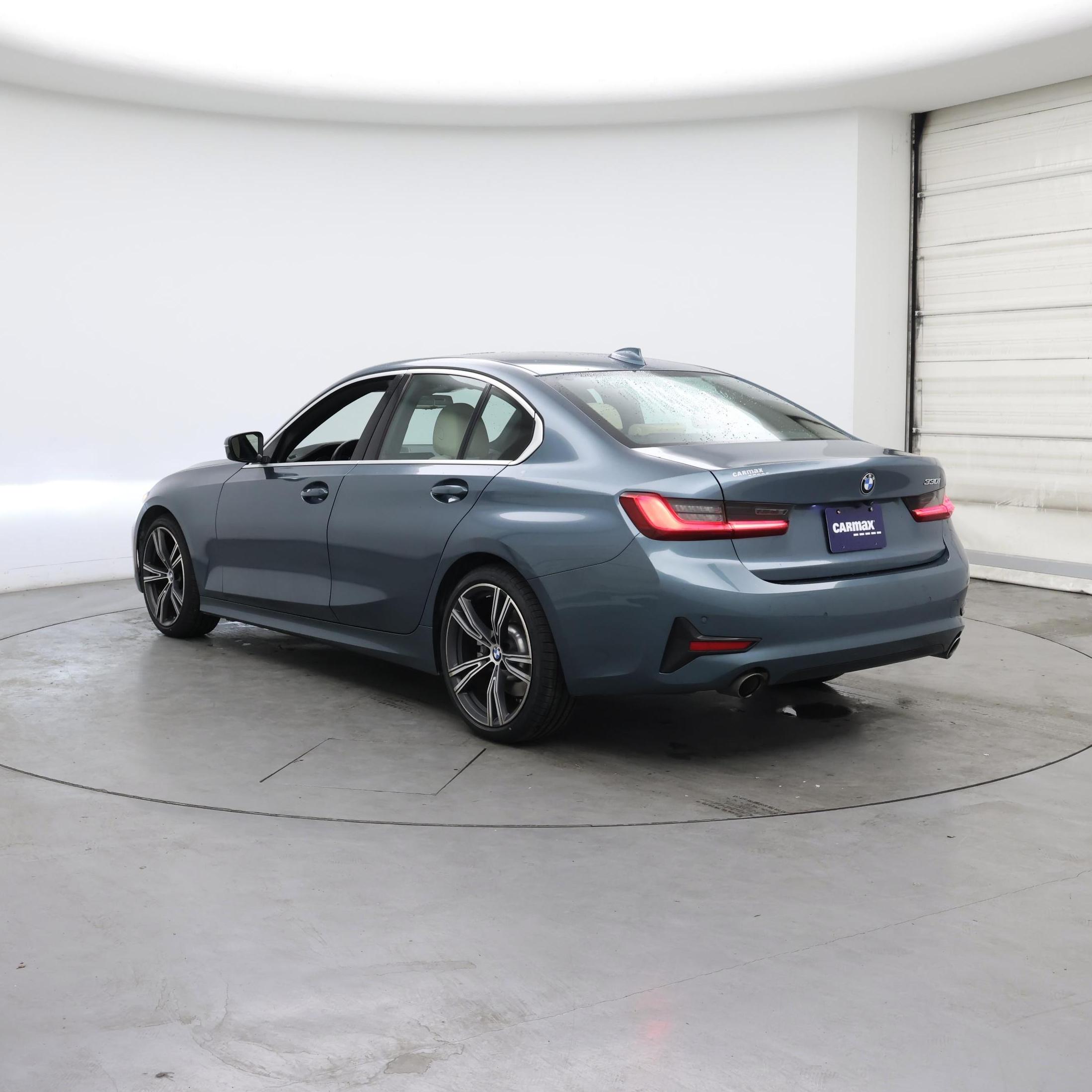 Thumbnail: 2021 BMW 3 Series - 2