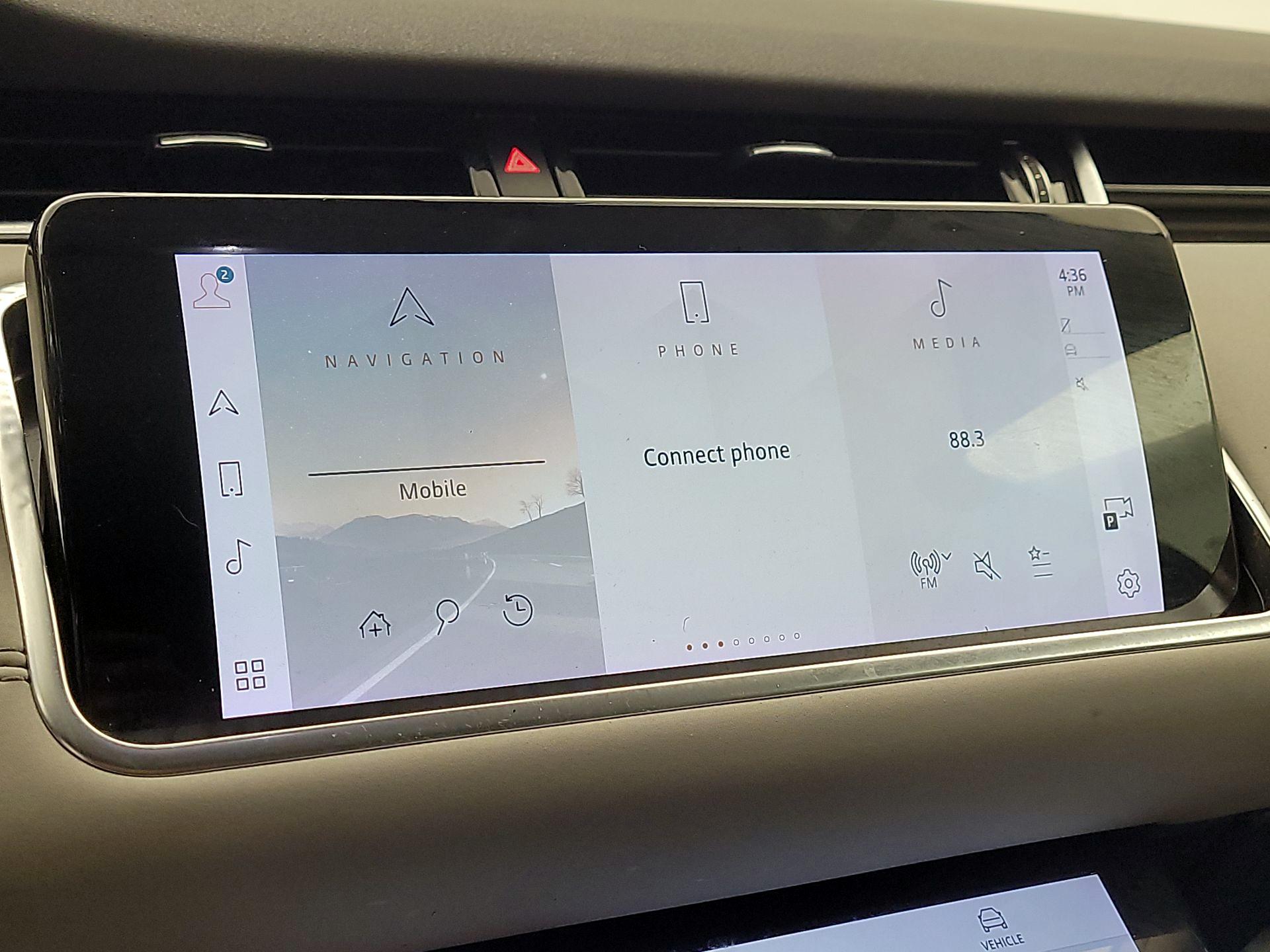 Thumbnail: 2022 Land Rover Range Rover Evoque - 15