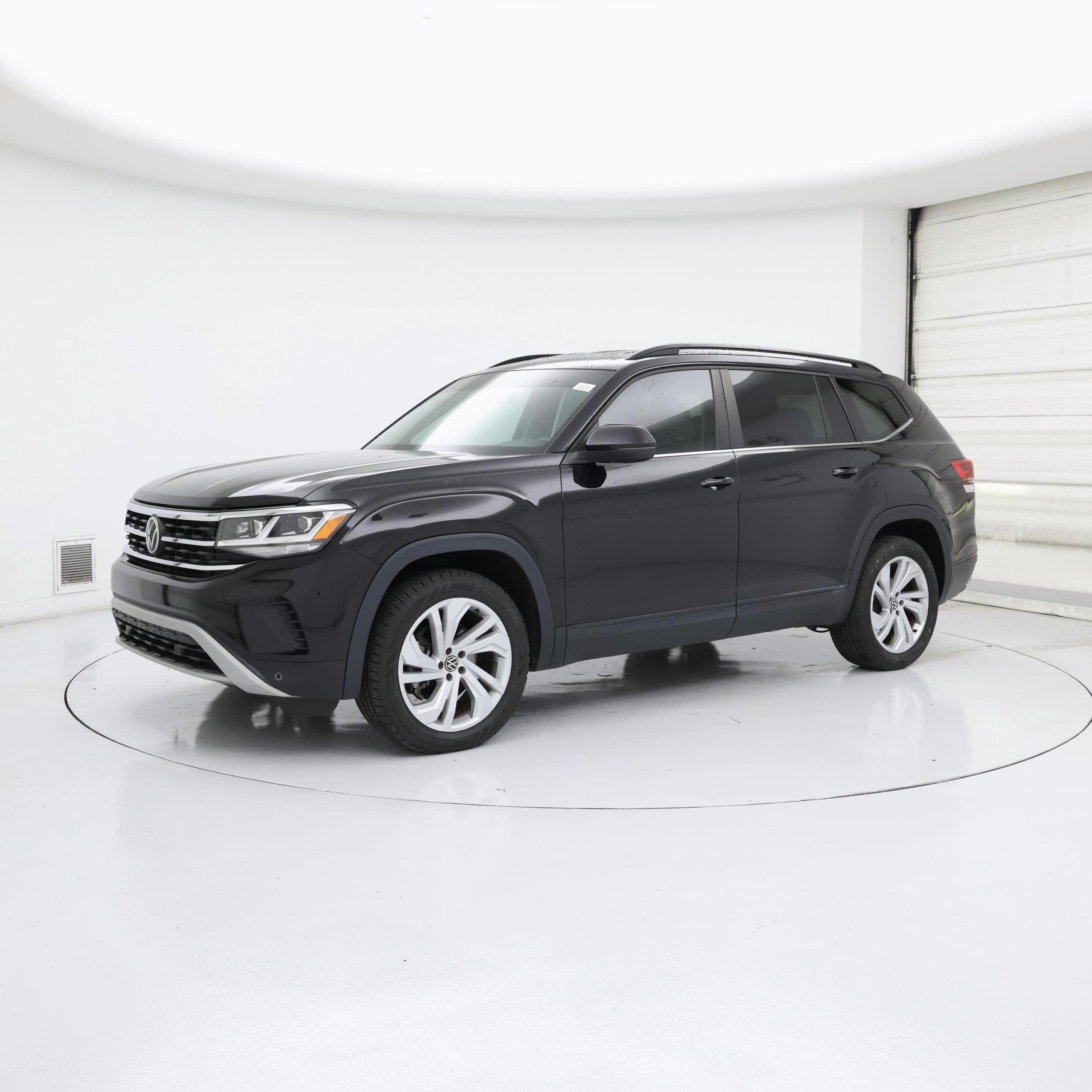 Black 2021 Volkswagen Atlas SUV / Crossover Front-Wheel Drive Automatic
