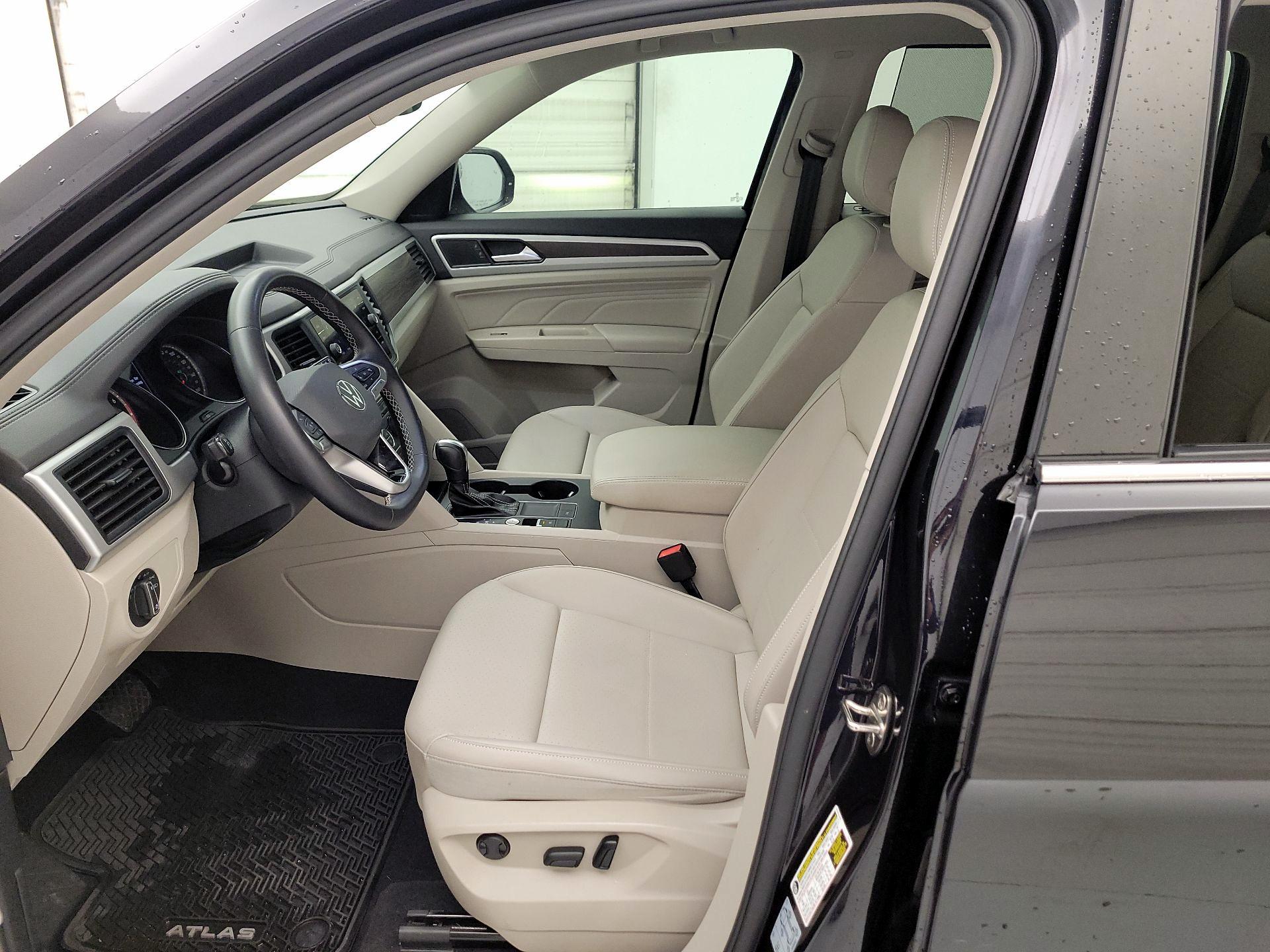 Thumbnail: 2021 Volkswagen Atlas - 11