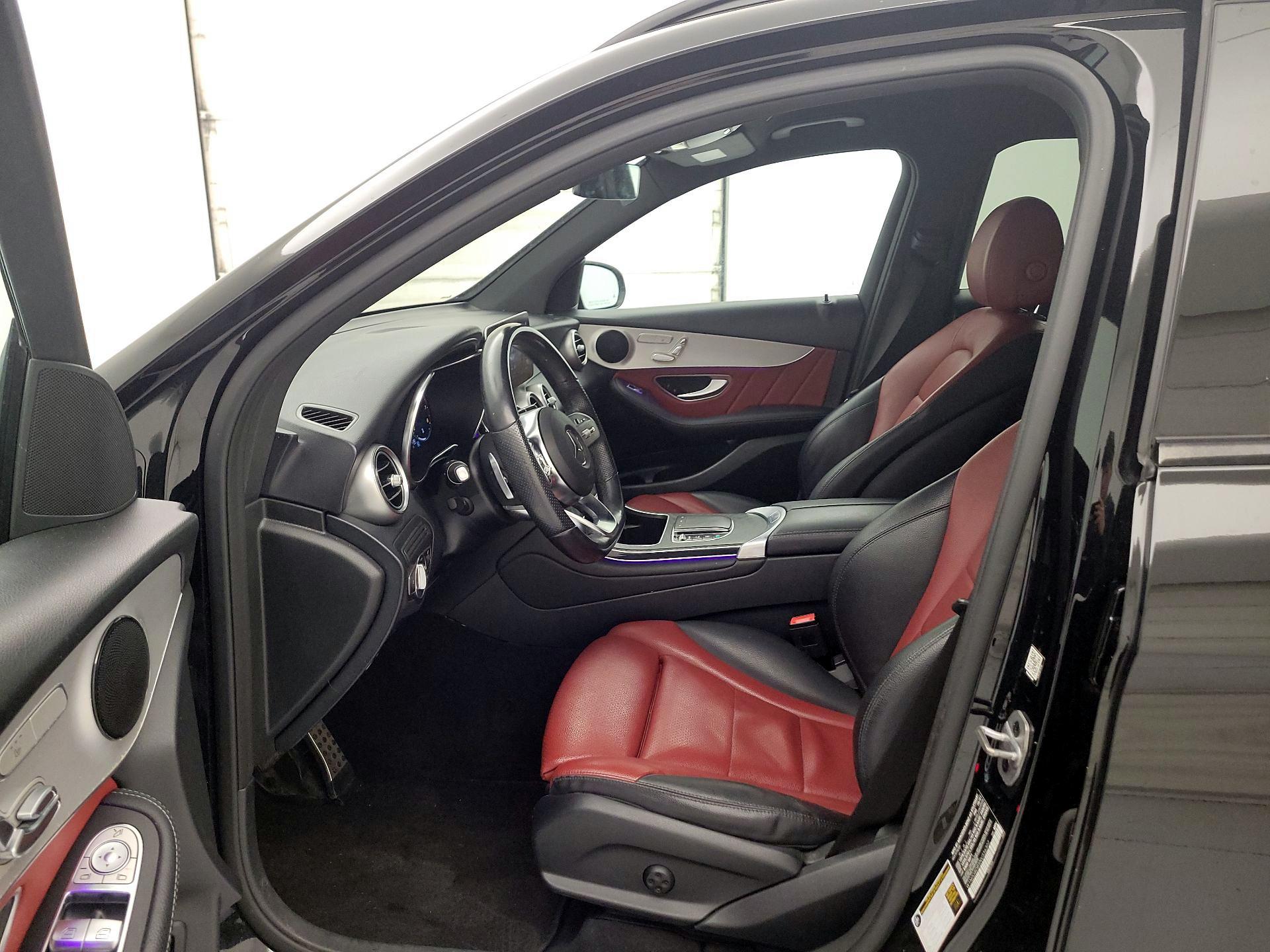 Thumbnail: 2022 Mercedes-Benz GLC - 11