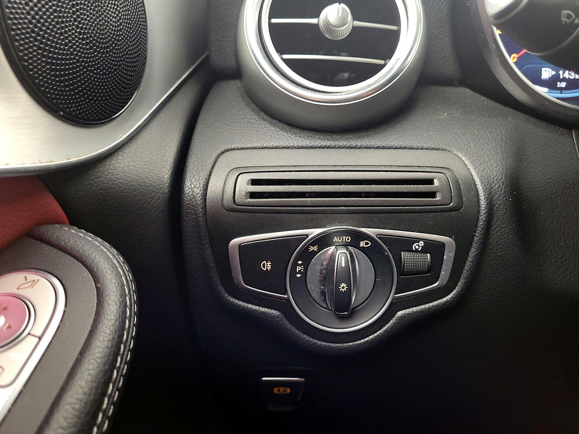 Thumbnail: 2022 Mercedes-Benz GLC - 13