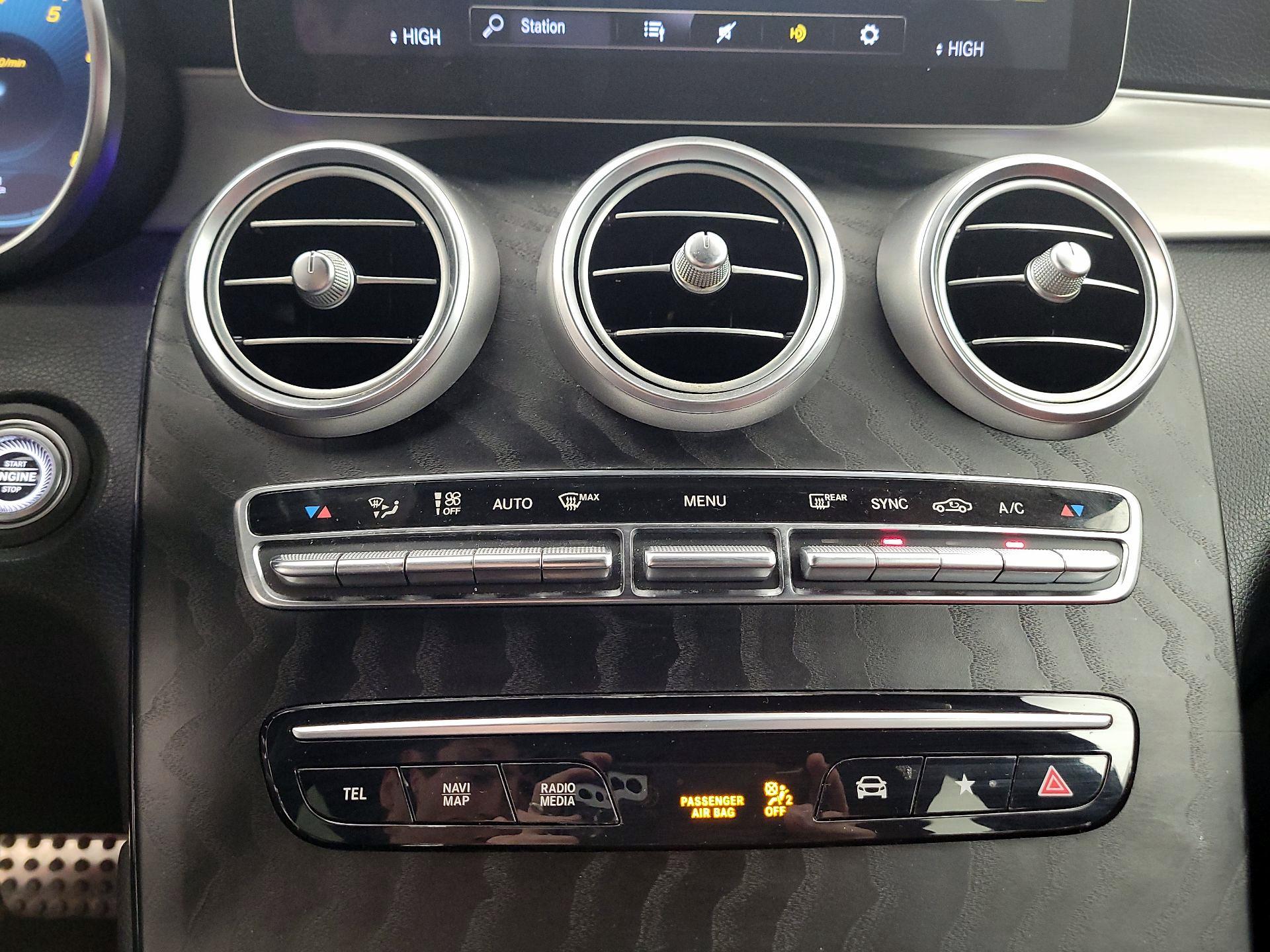 Thumbnail: 2022 Mercedes-Benz GLC - 16