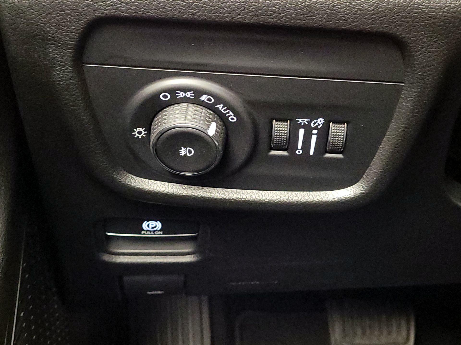 Thumbnail: 2023 Jeep Grand Cherokee - 13