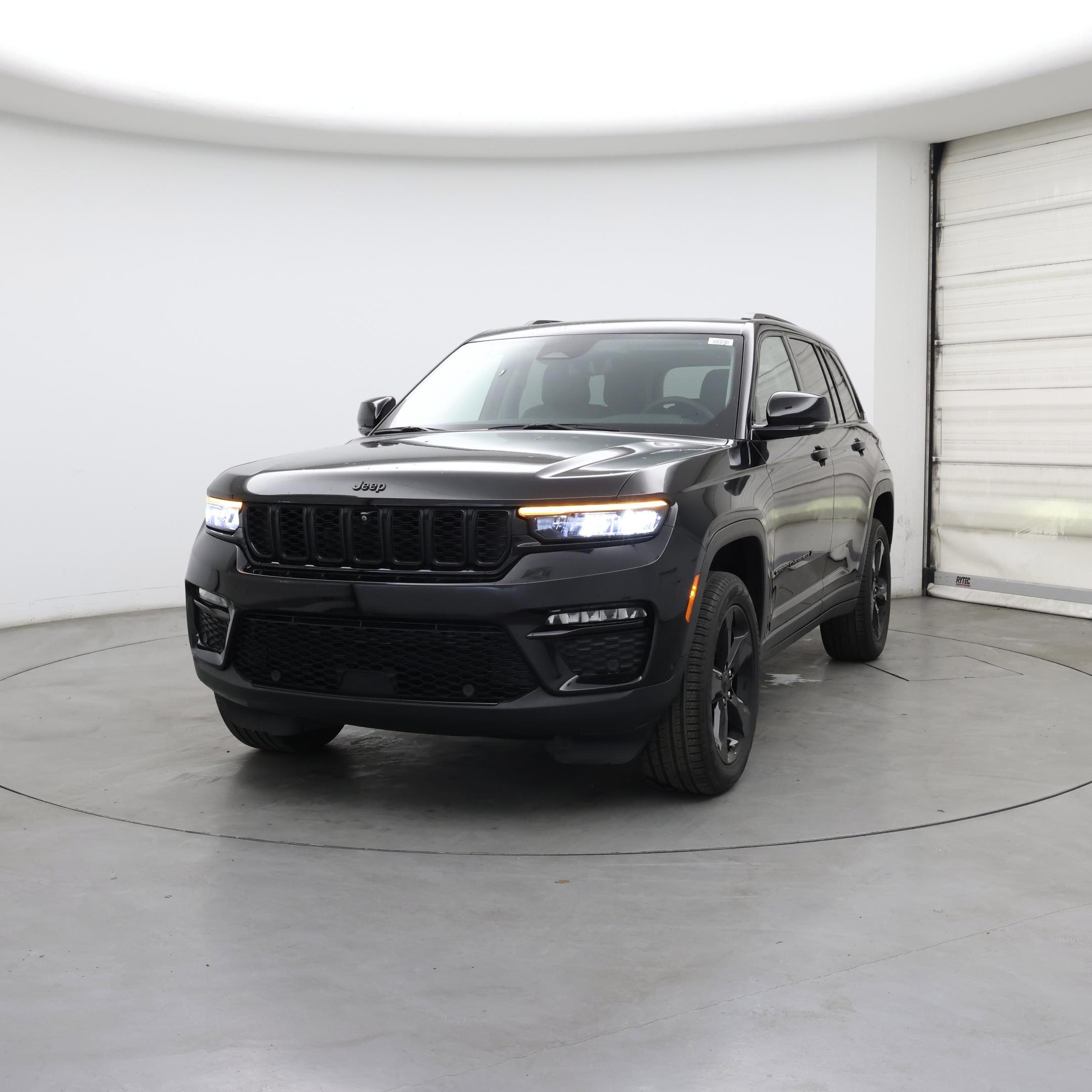 Thumbnail: 2023 Jeep Grand Cherokee - 4
