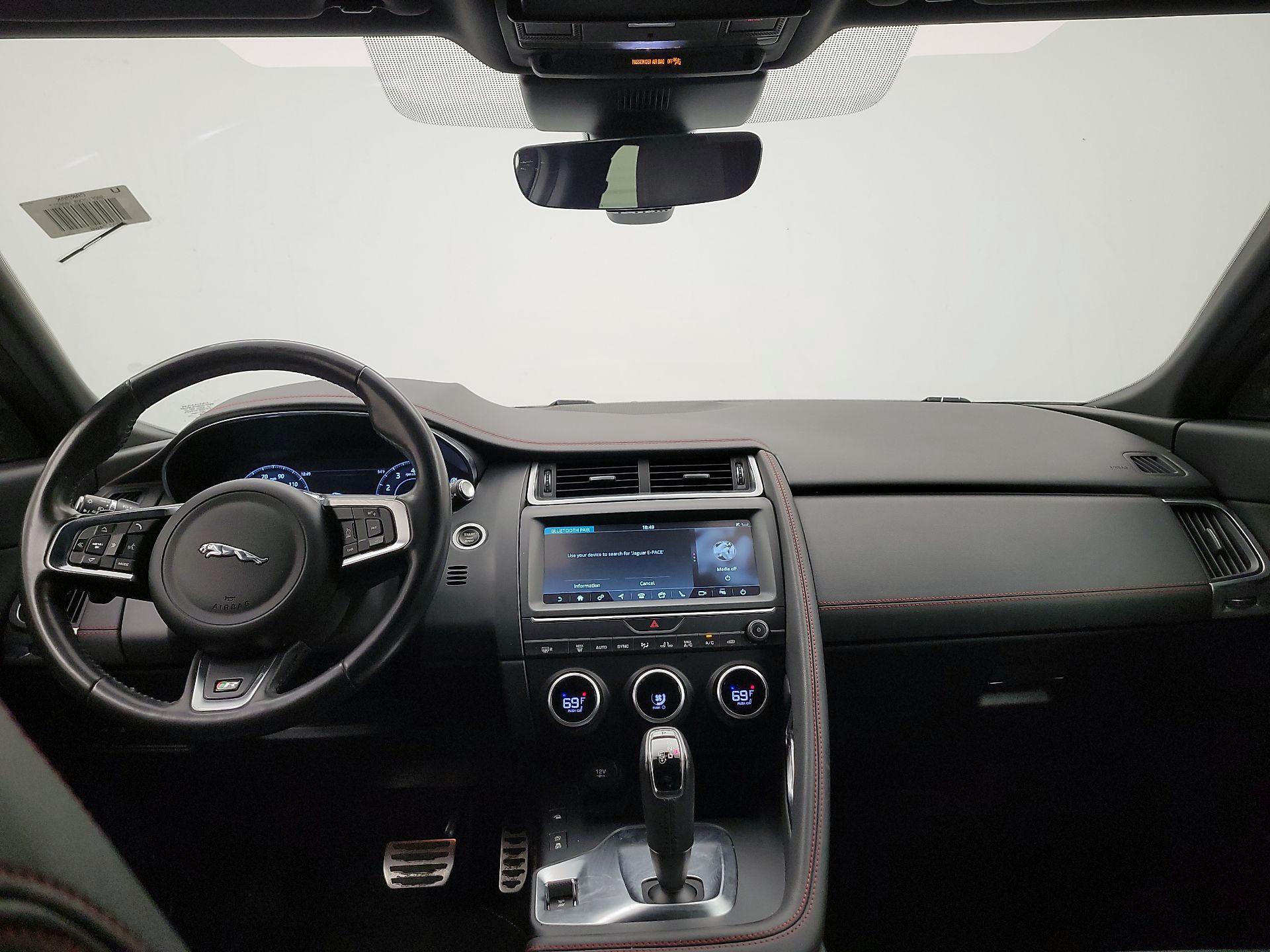 Thumbnail: 2020 Jaguar E-Pace - 9