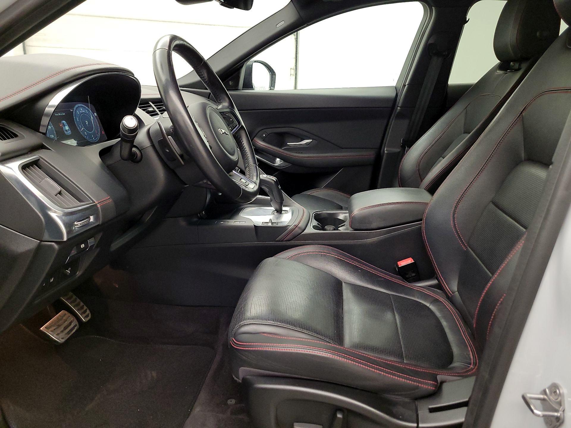 Thumbnail: 2020 Jaguar E-Pace - 11