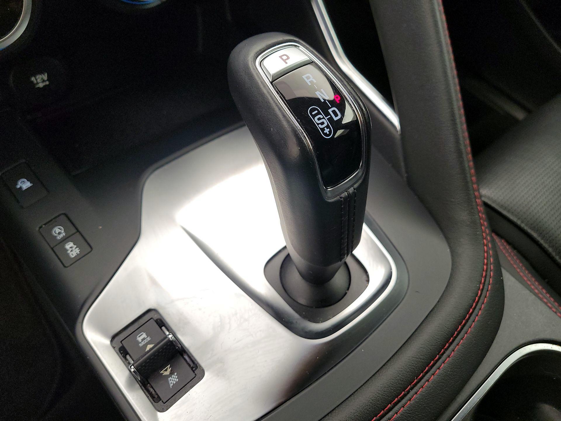 Thumbnail: 2020 Jaguar E-Pace - 17