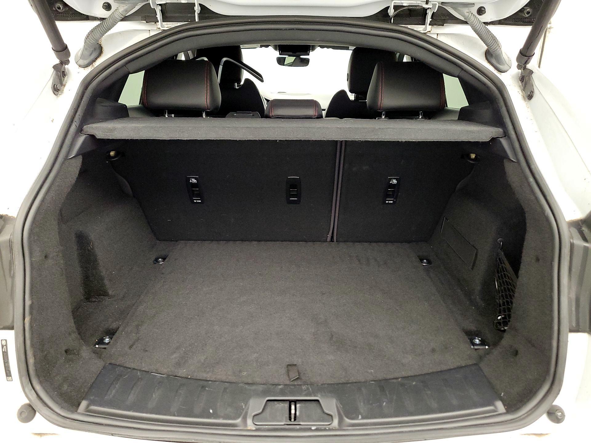 Thumbnail: 2020 Jaguar E-Pace - 20