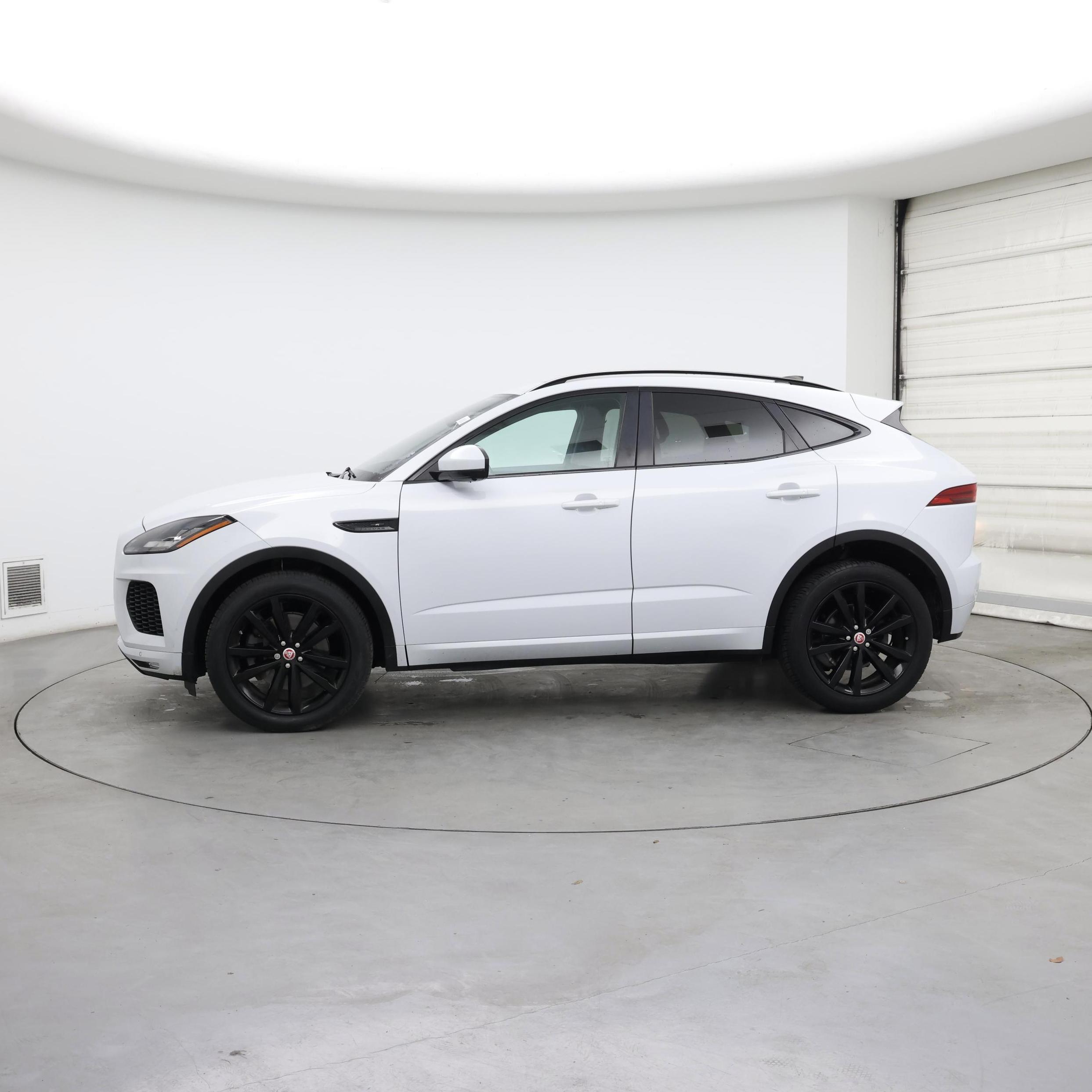 Thumbnail: 2020 Jaguar E-Pace - 3